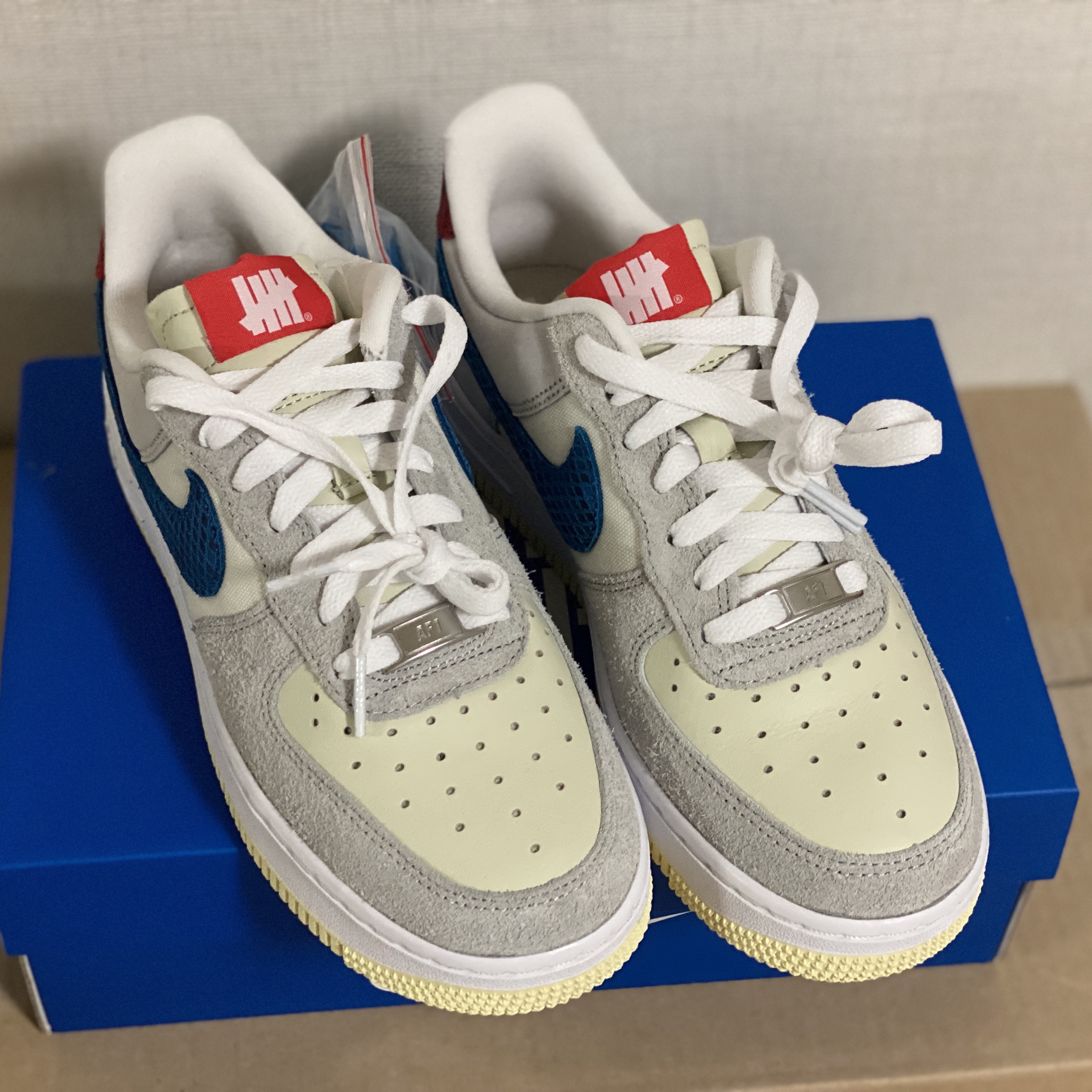 Nike x Undefeated Air Force 1 Low SP 5 On It 착용 스타일 - 1