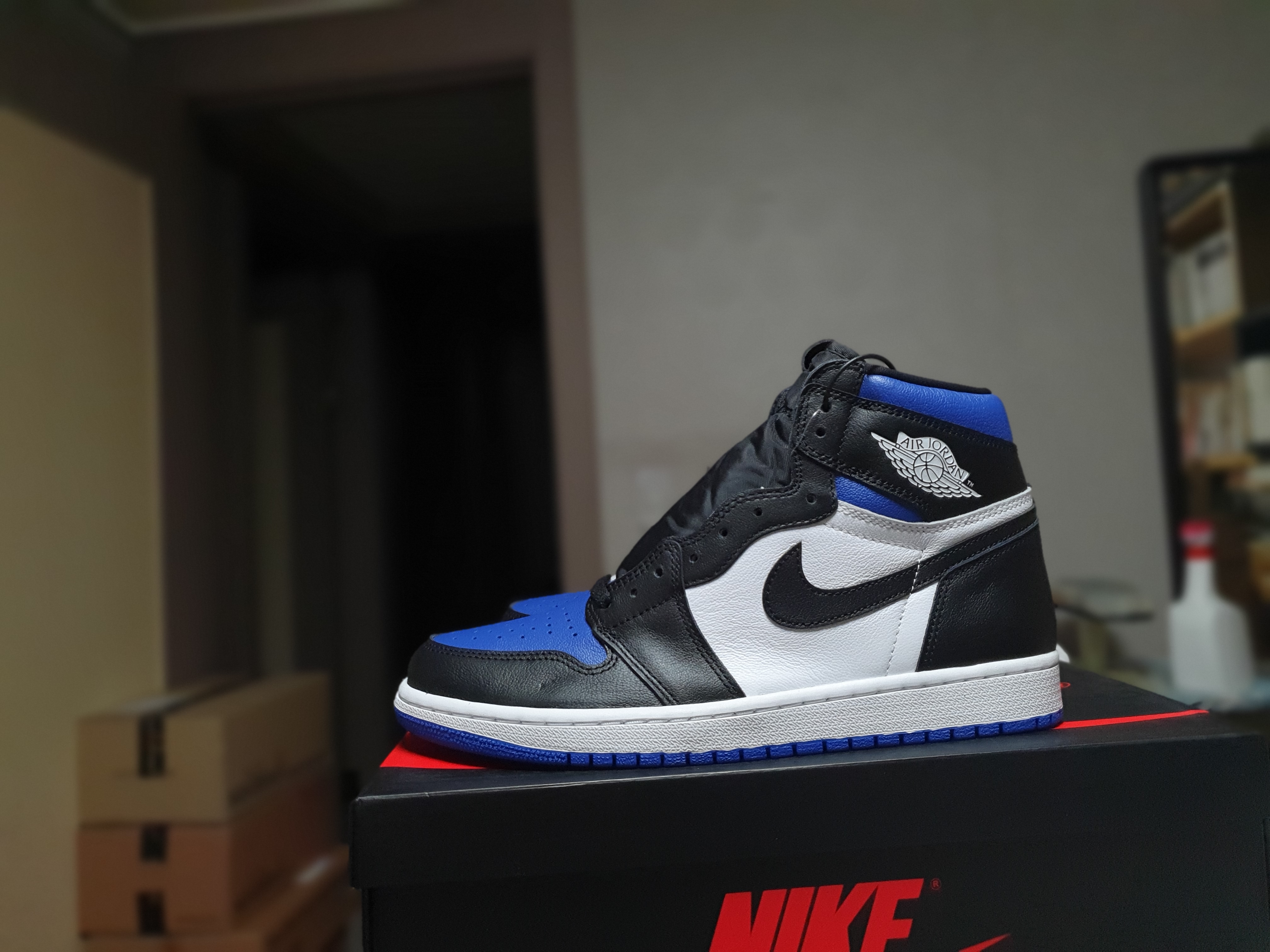 Jordan 1 Retro High OG Royal Toe 착용 스타일 - 2