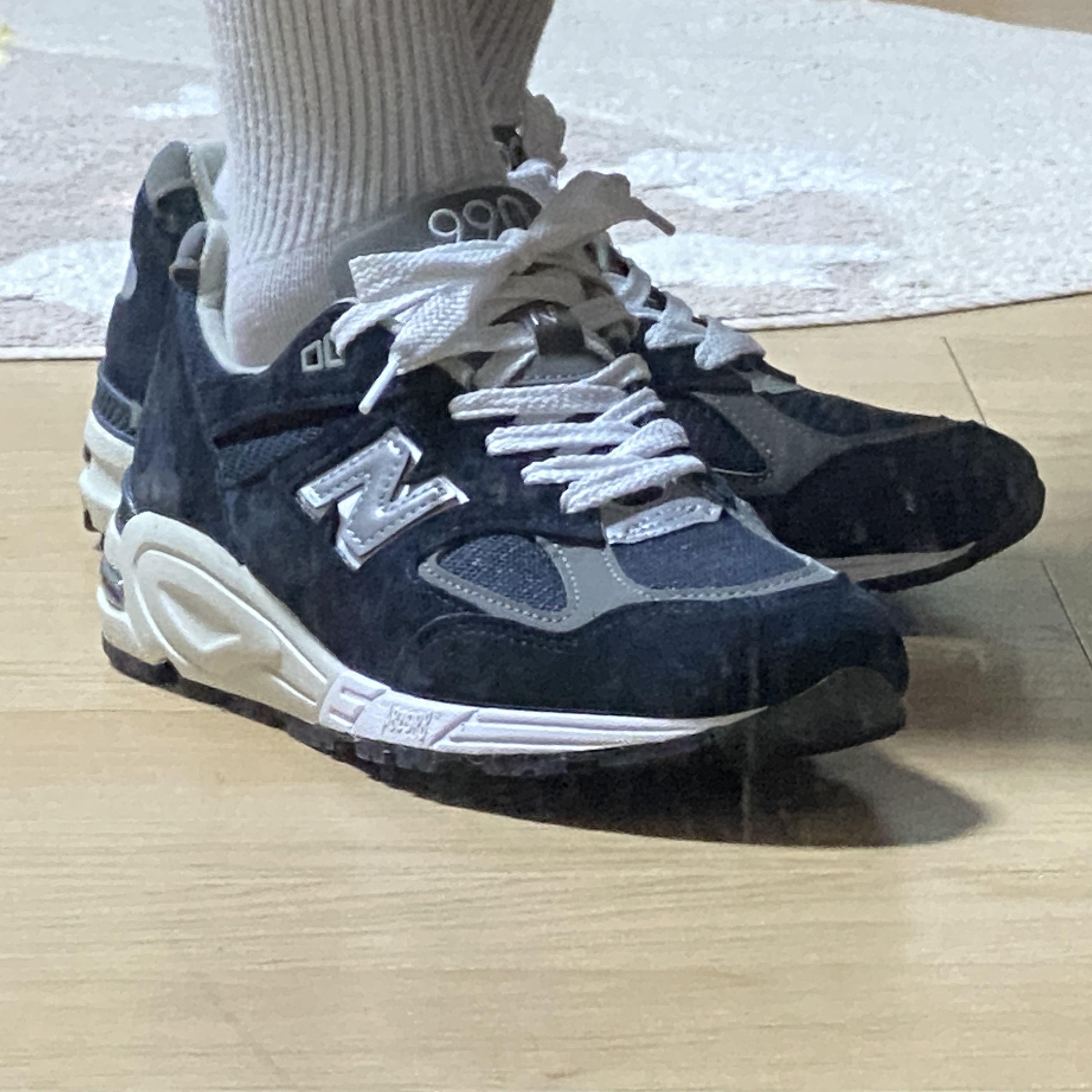 New Balance 990v2 Made in USA Navy 착용 스타일