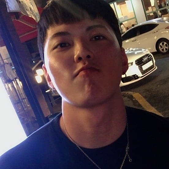 KREAM 프로필 이미지