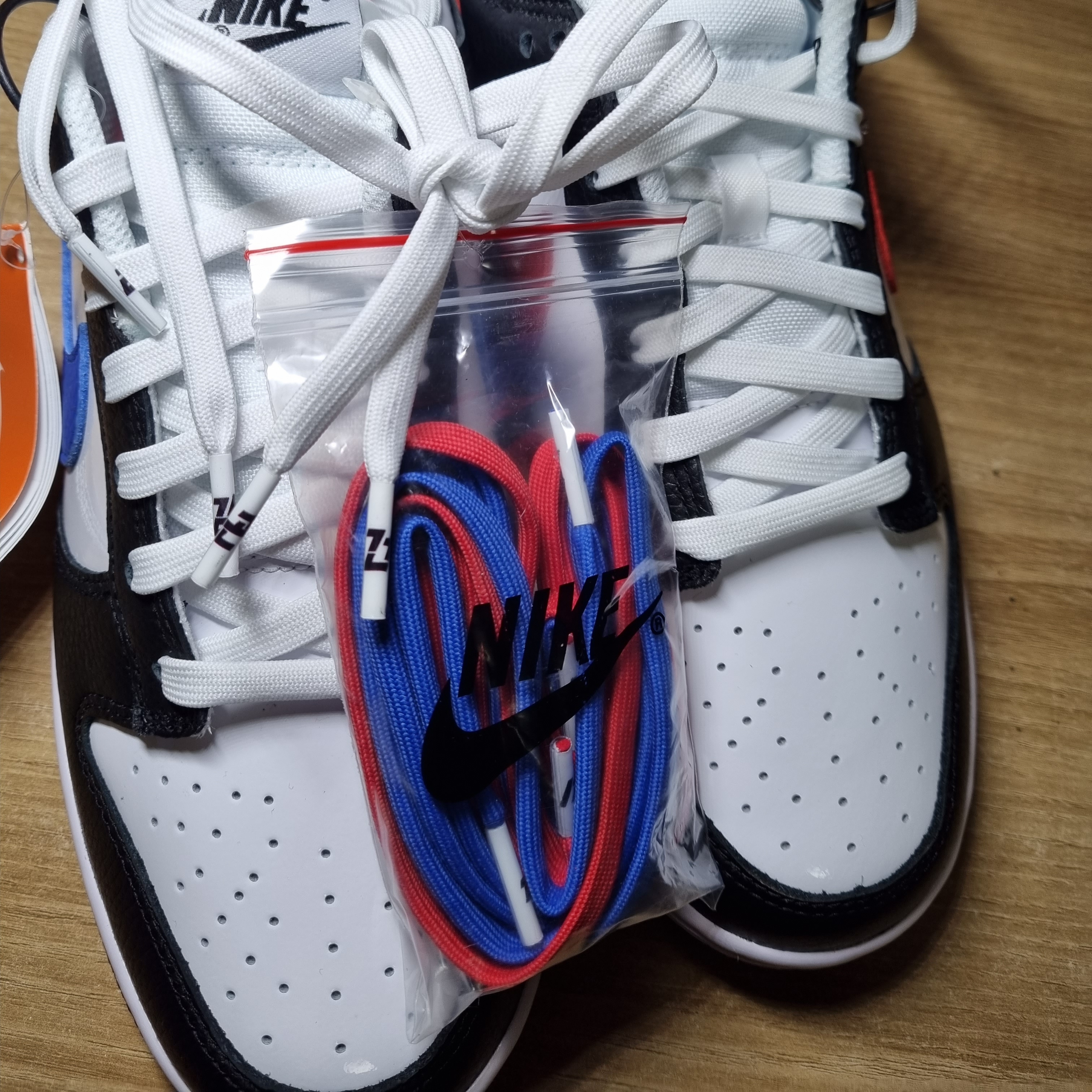 Nike Dunk Low SE Seoul 착용 스타일 - 5