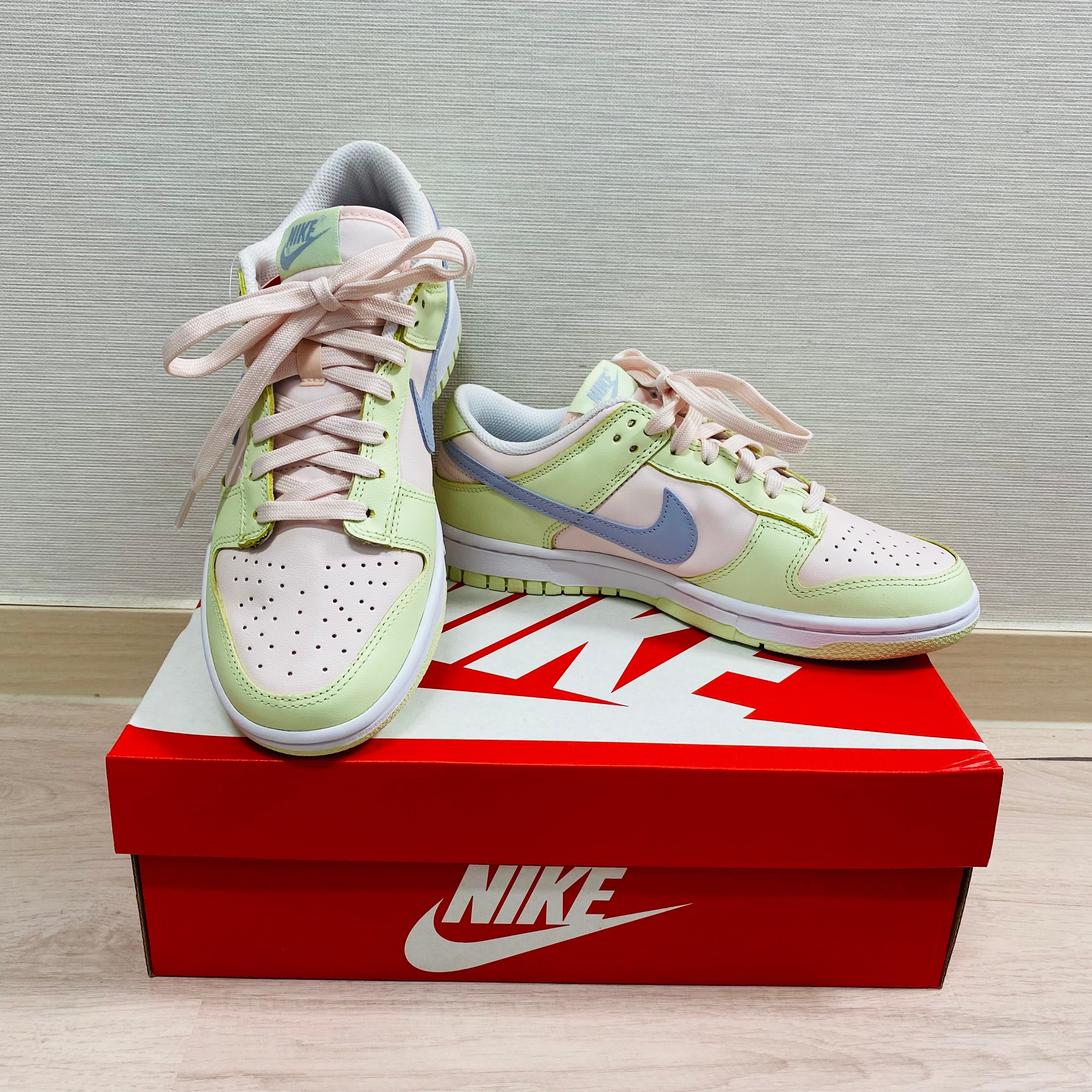 (W) Nike Dunk Low Light Soft Pink 착용 스타일 - 2