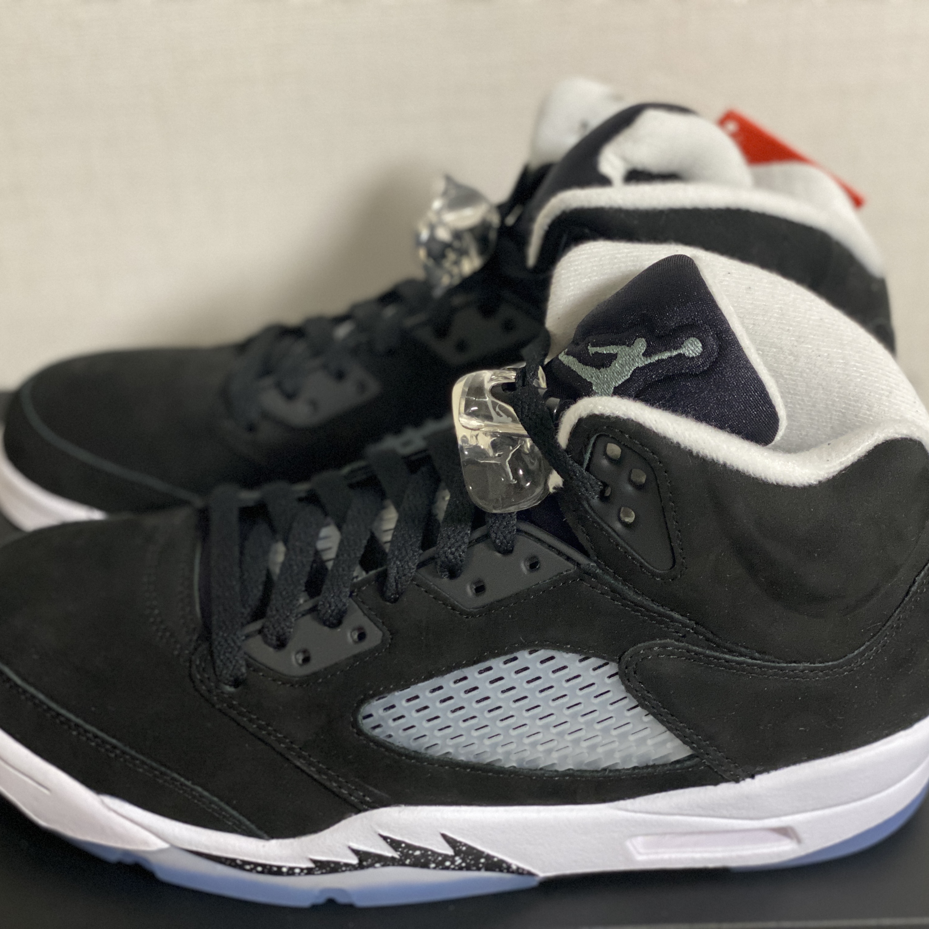 Jordan 5 Retro Moonlight 착용 스타일 - 5
