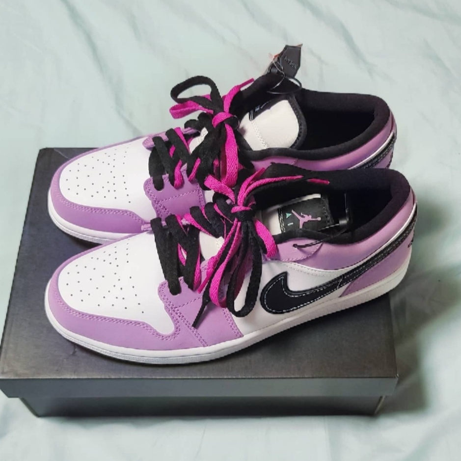 Jordan 1 Low SE Violet Shock 착용 스타일