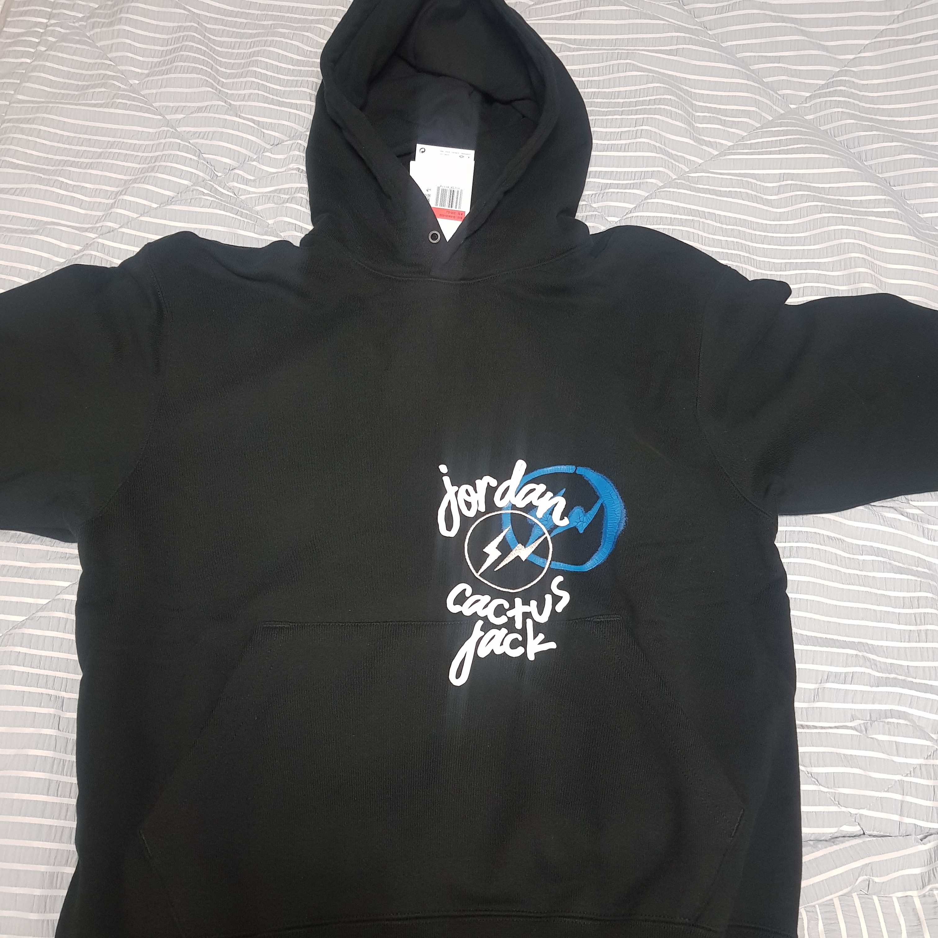 Jordan x Travis Scott x Fragment Hoodie Black (DJ0615-010) 착용 스타일 - 1