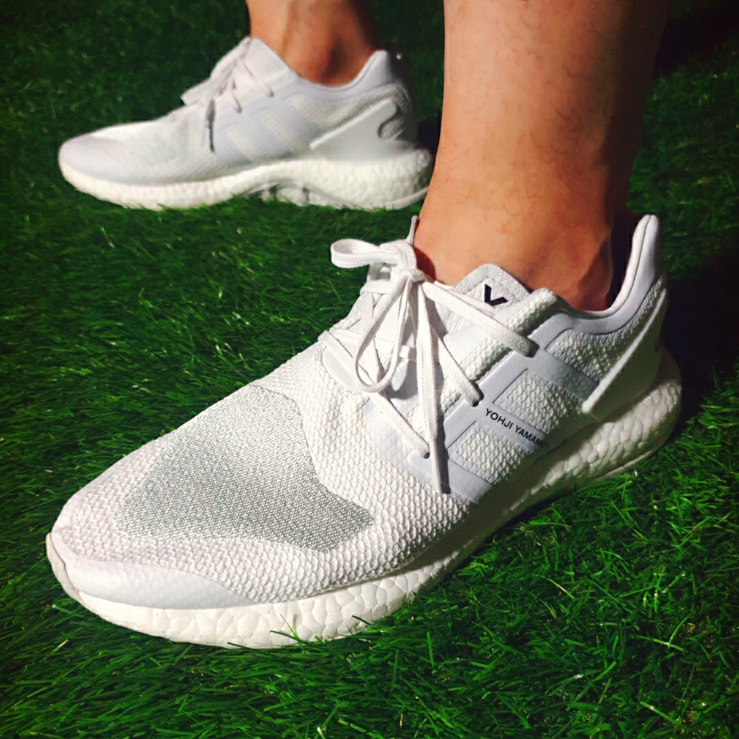 Y-3 Pureboost Triple White 착용 스타일 - 4