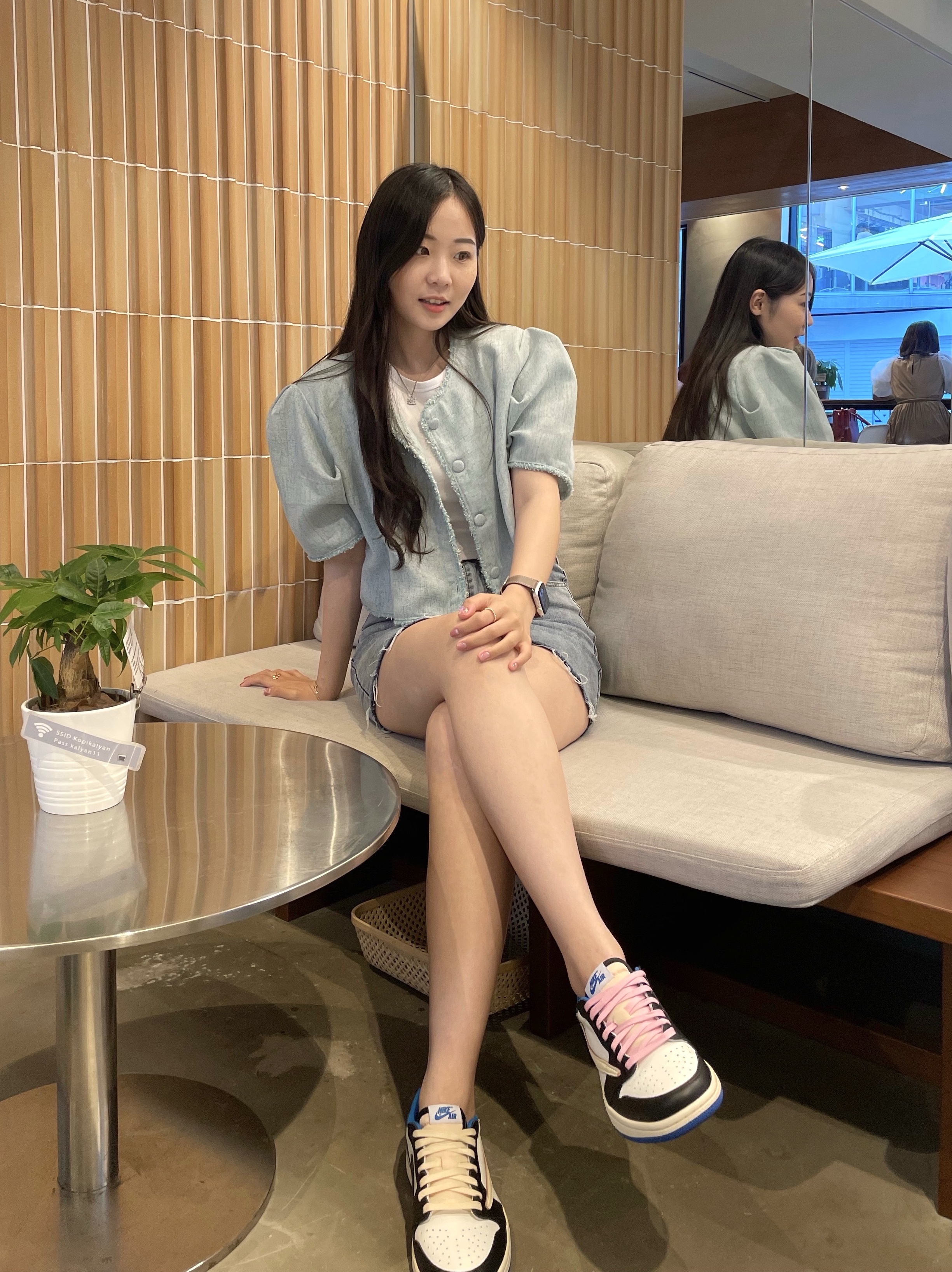 Jordan 1 x Travis Scott x Fragment Retro Low OG SP Military Blue 착용 스타일