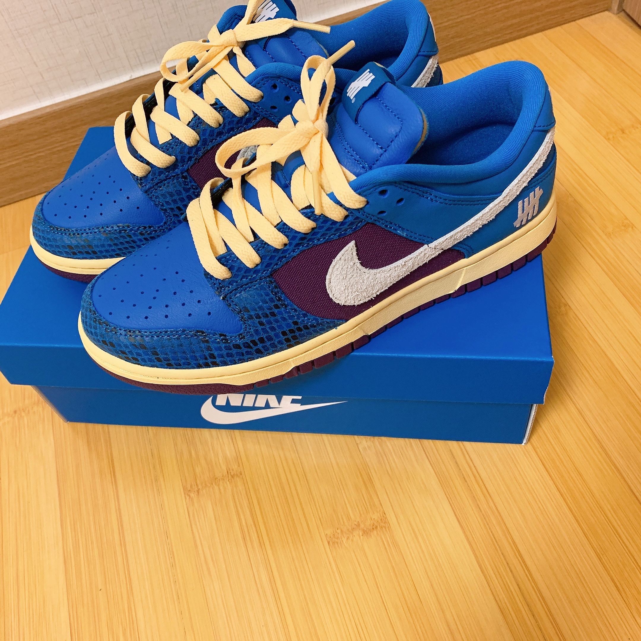 Nike x Undefeated Dunk Low SP 5 On It 착용 스타일 - 2