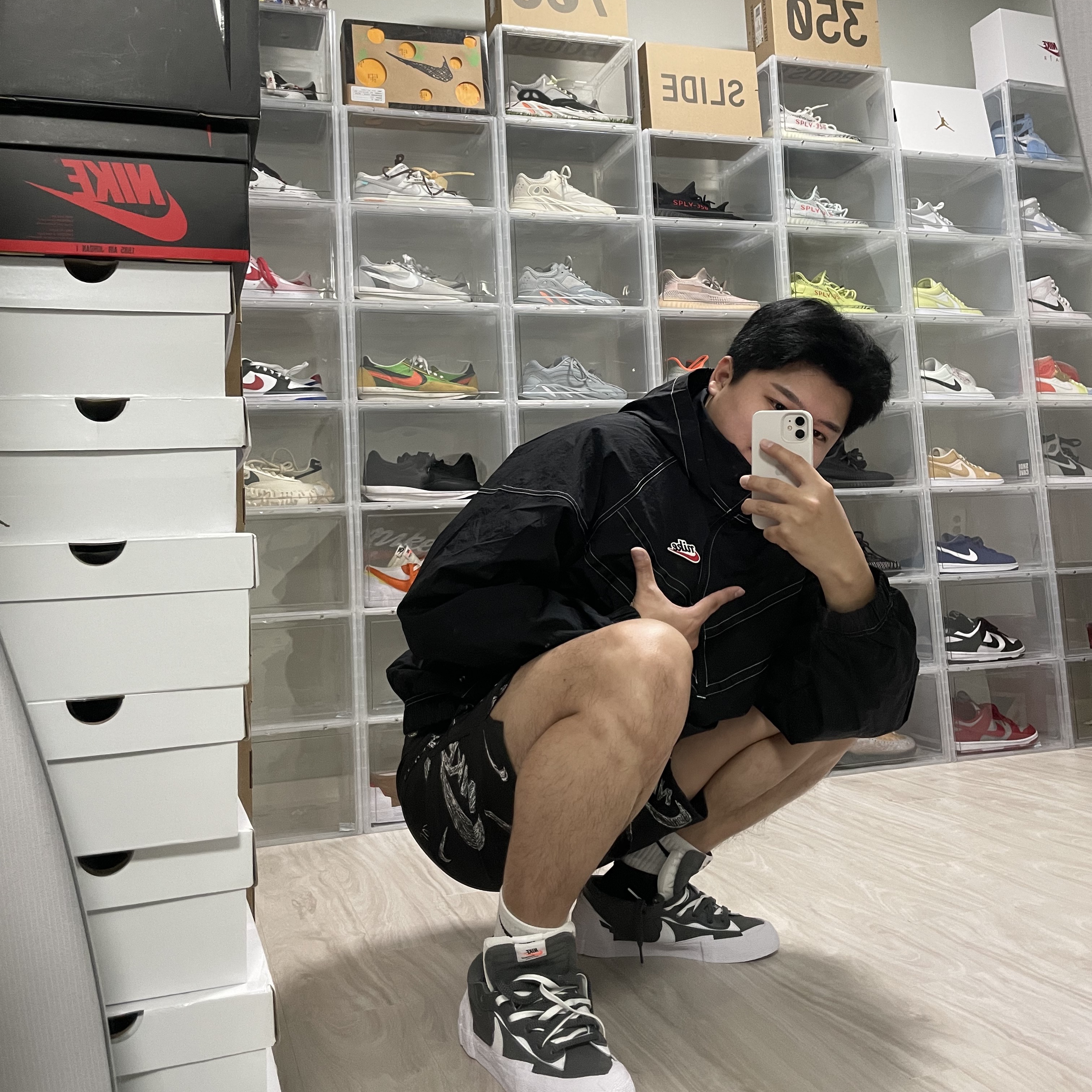Nike x Sacai Blazer Low Iron Grey, Nike x Peaceminusone Air Force 1 Low Para-Noise 착용 스타일