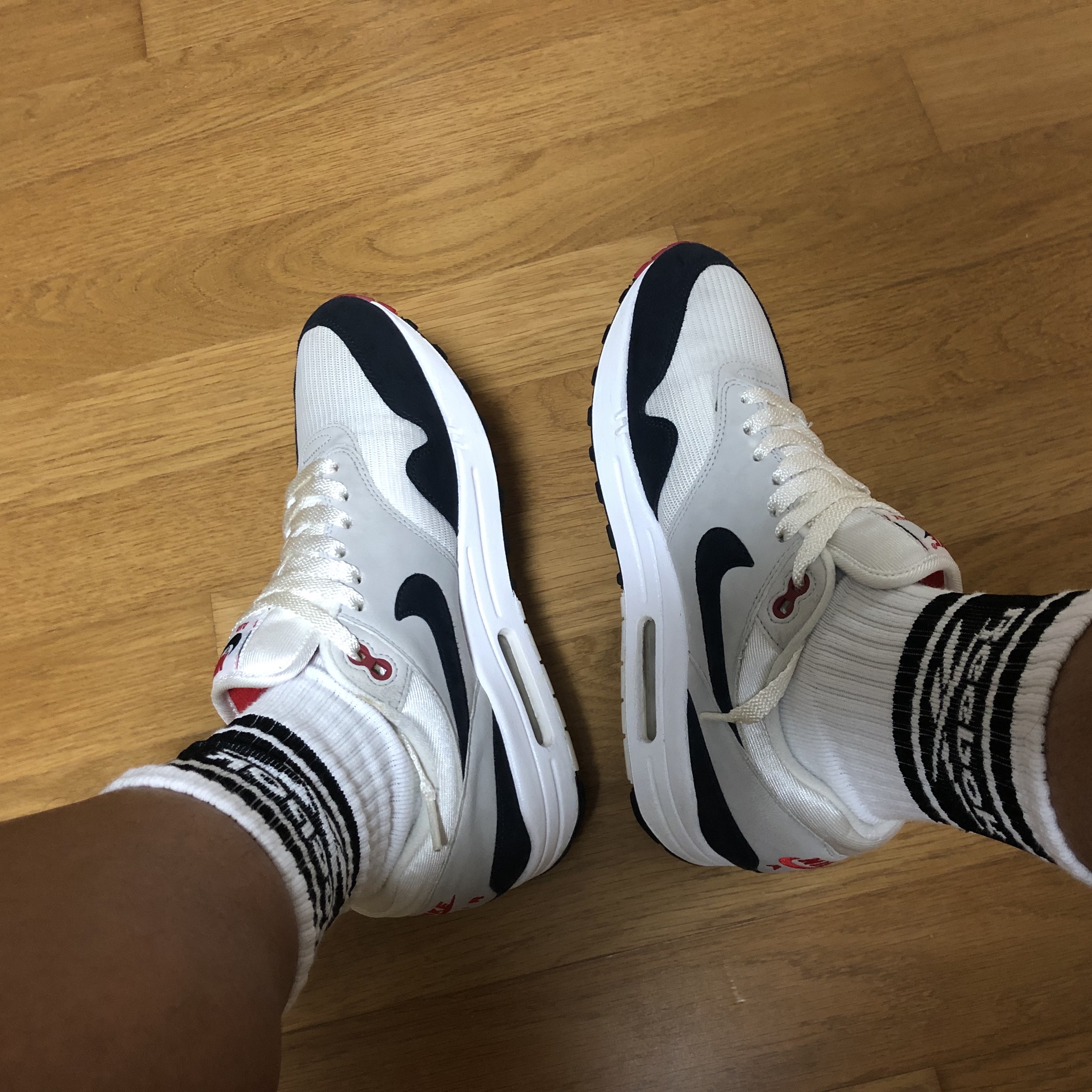 Nike Air Max 1 Anniversary Obsidian 착용 스타일
