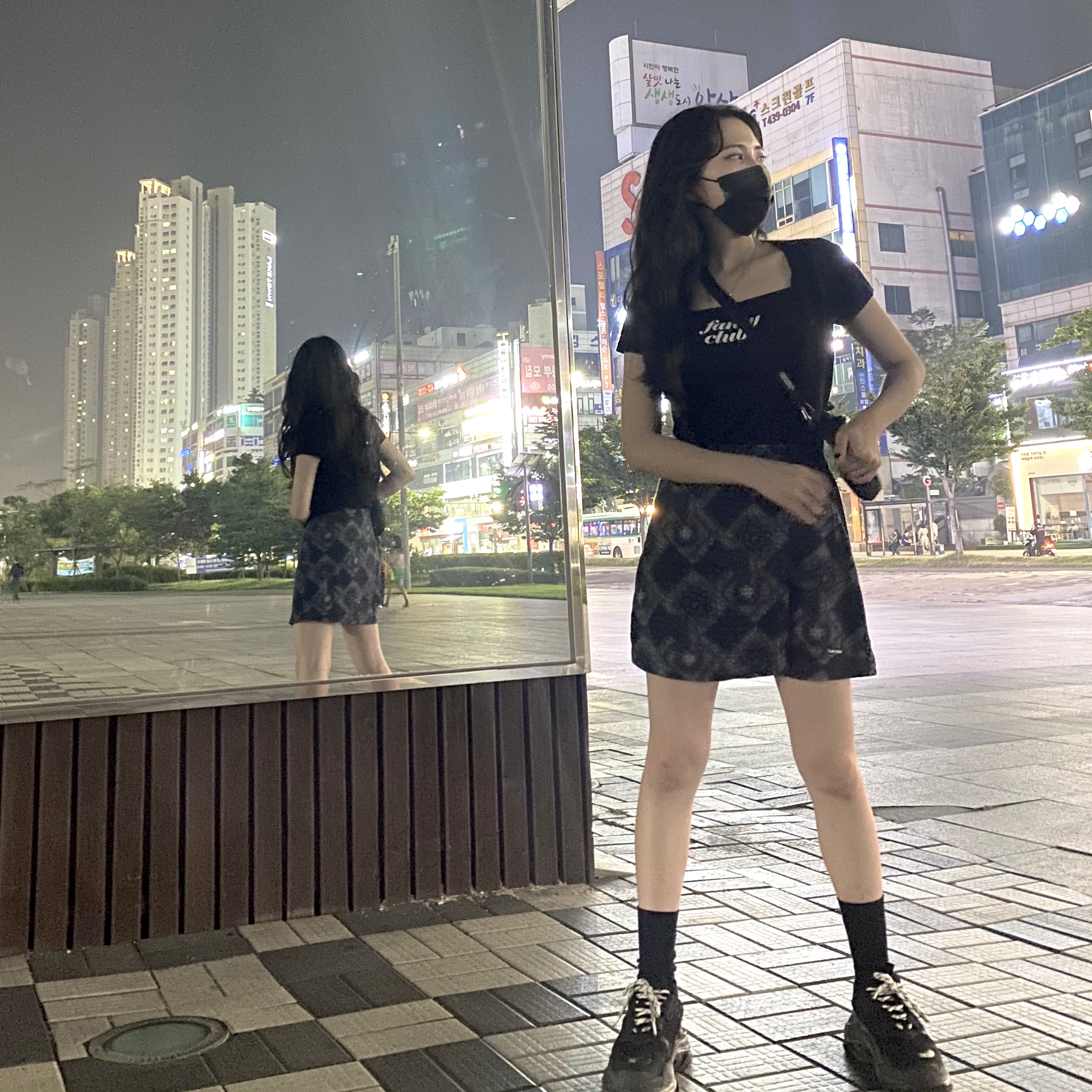 Balenciaga Triple S Black Clear Sole 2019 착용 스타일