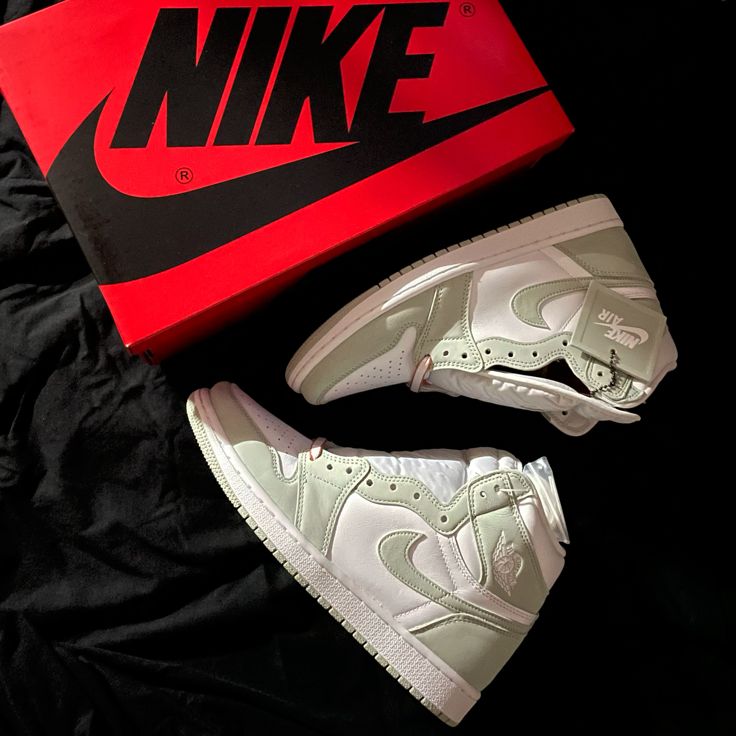 (W) Jordan 1 Retro High OG Seafoam 착용 스타일