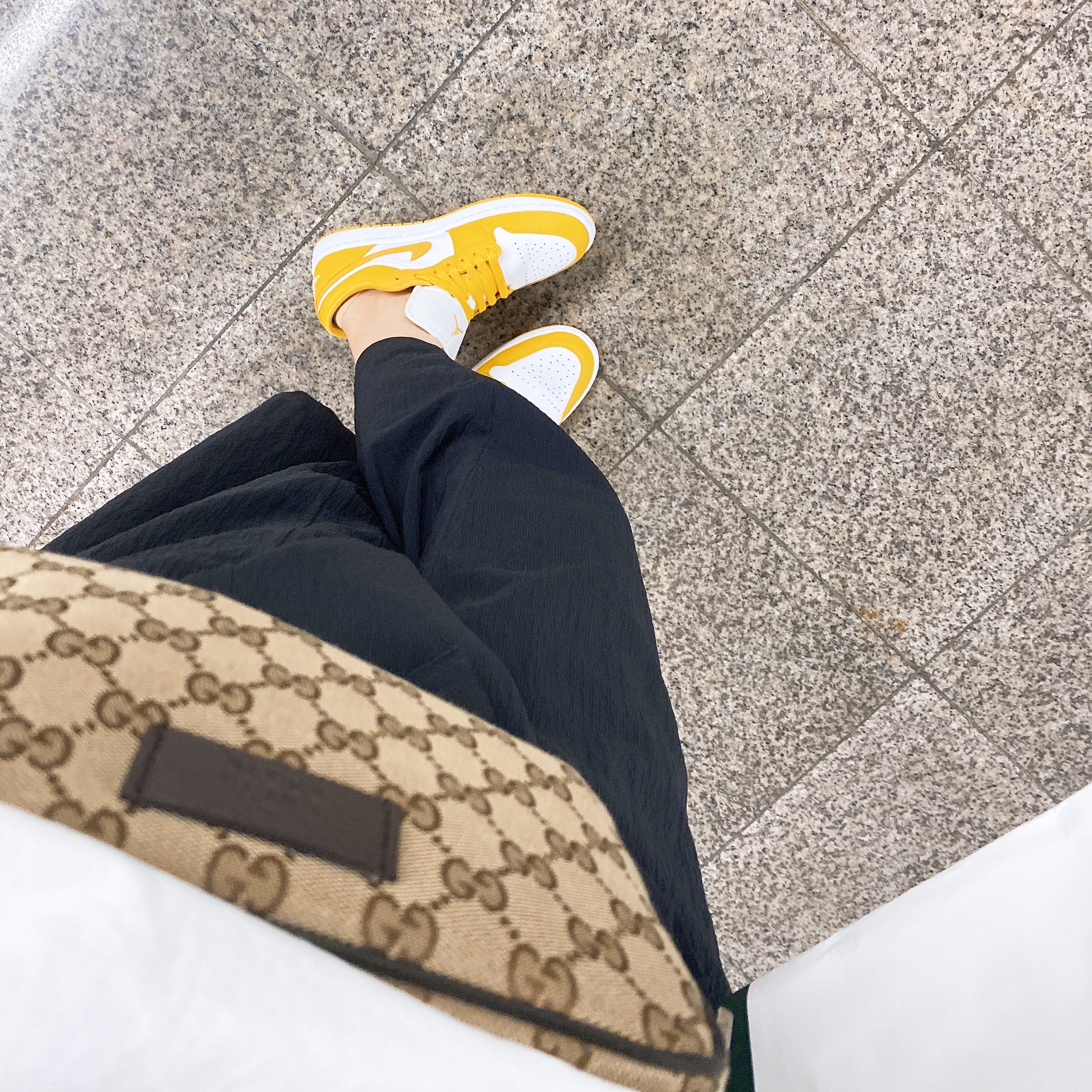 Jordan 1 Low Pollen 착용 스타일