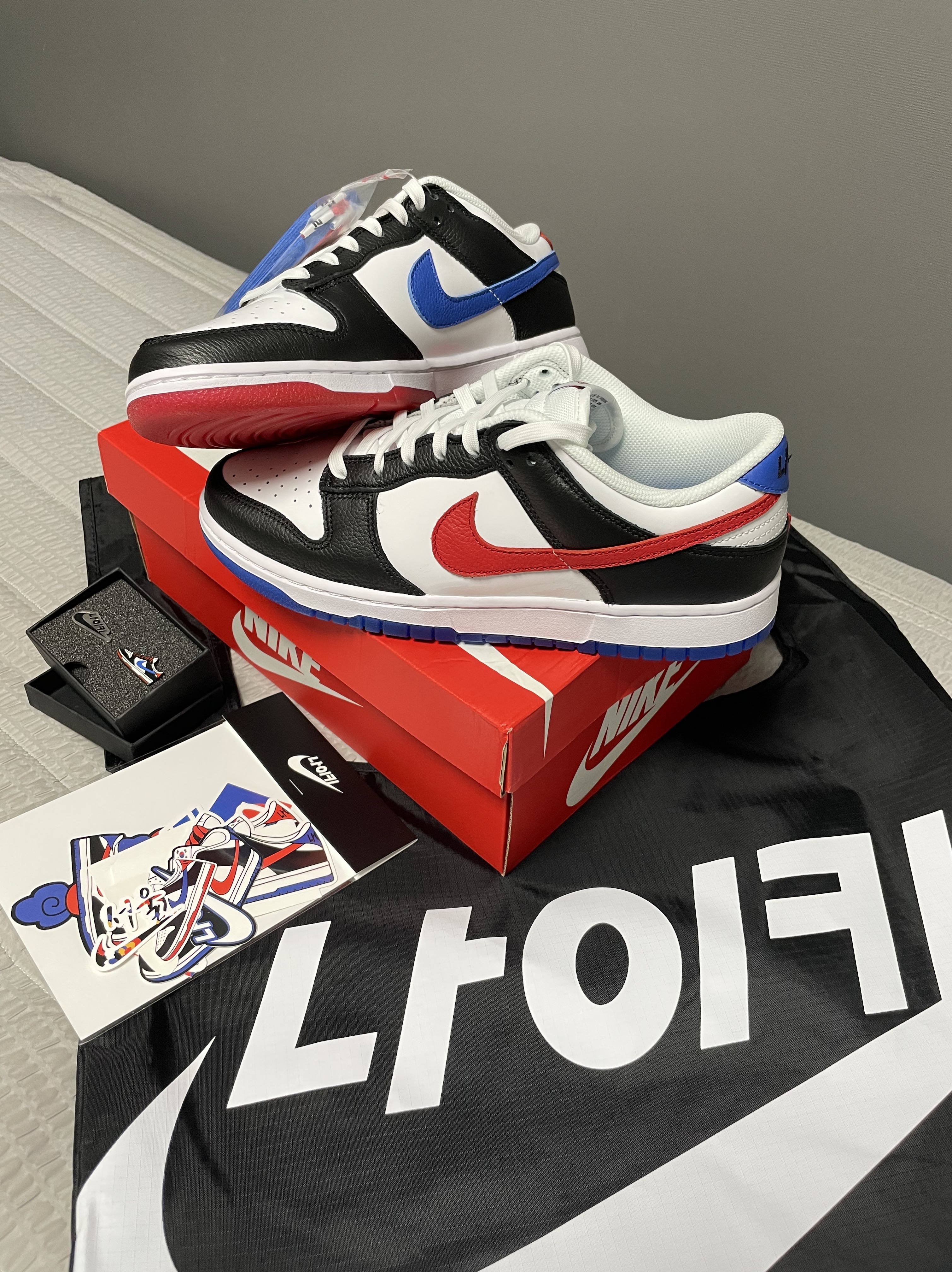 Nike Dunk Low SE Seoul (With Special Gift) 착용 스타일