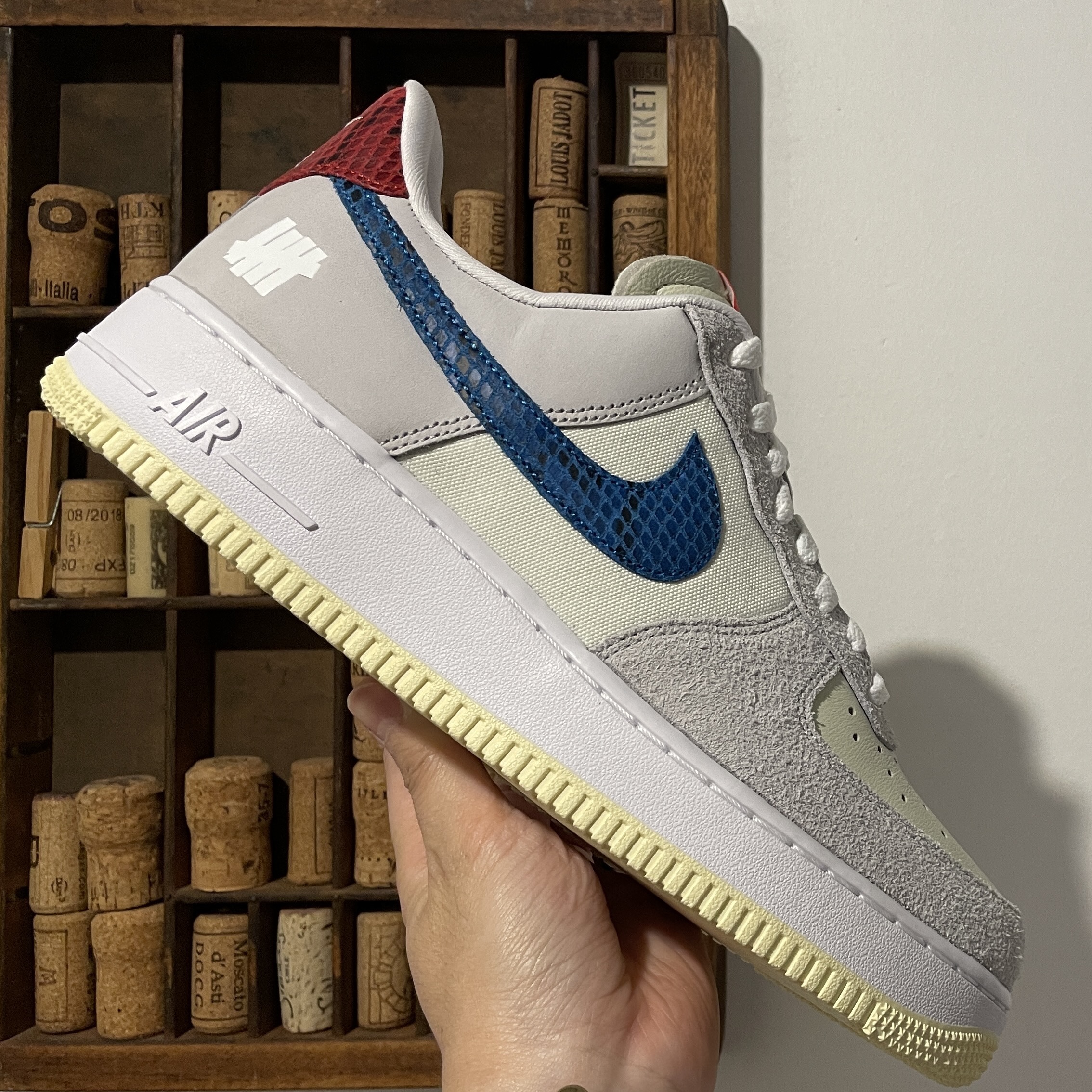 Nike x Undefeated Air Force 1 Low SP 5 On It 착용 스타일