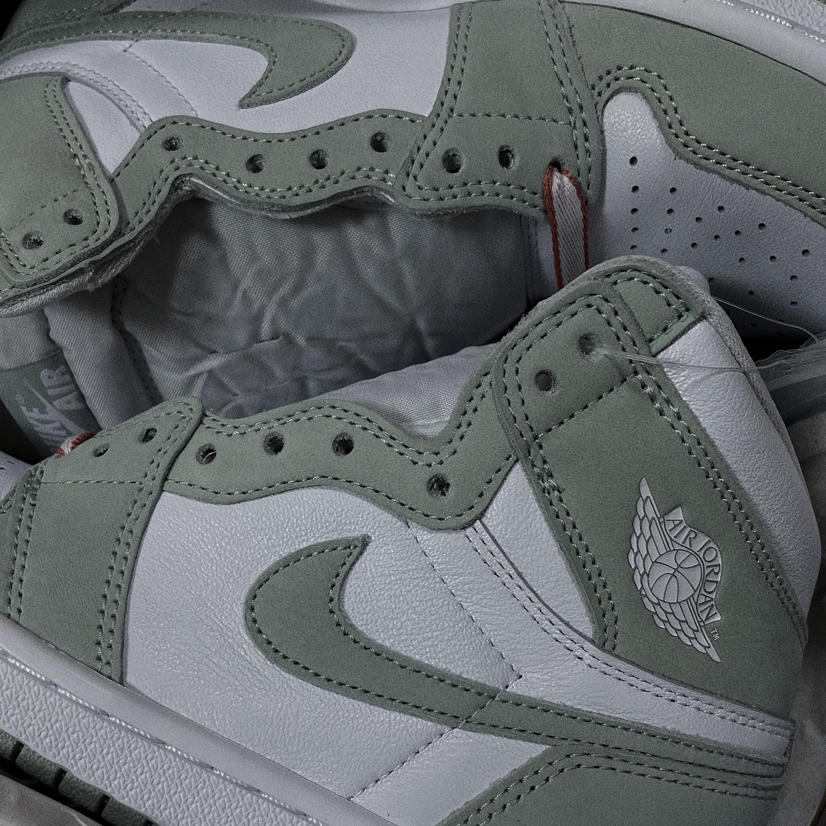 (W) Jordan 1 Retro High OG Seafoam 착용 스타일
