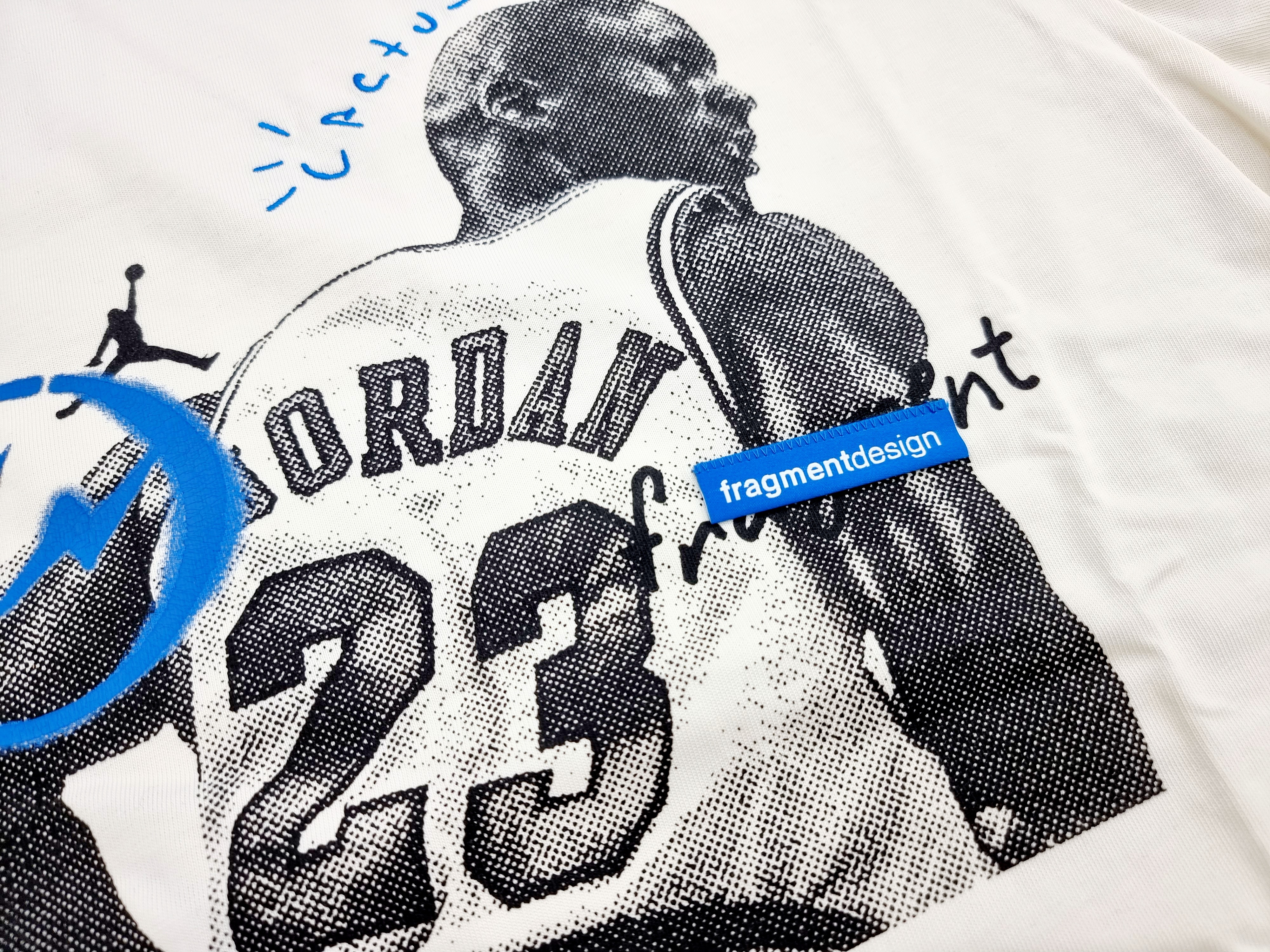 Jordan x Travis Scott x Fragment T-Shirt Sail (DJ0619-133) 착용 스타일 - 4