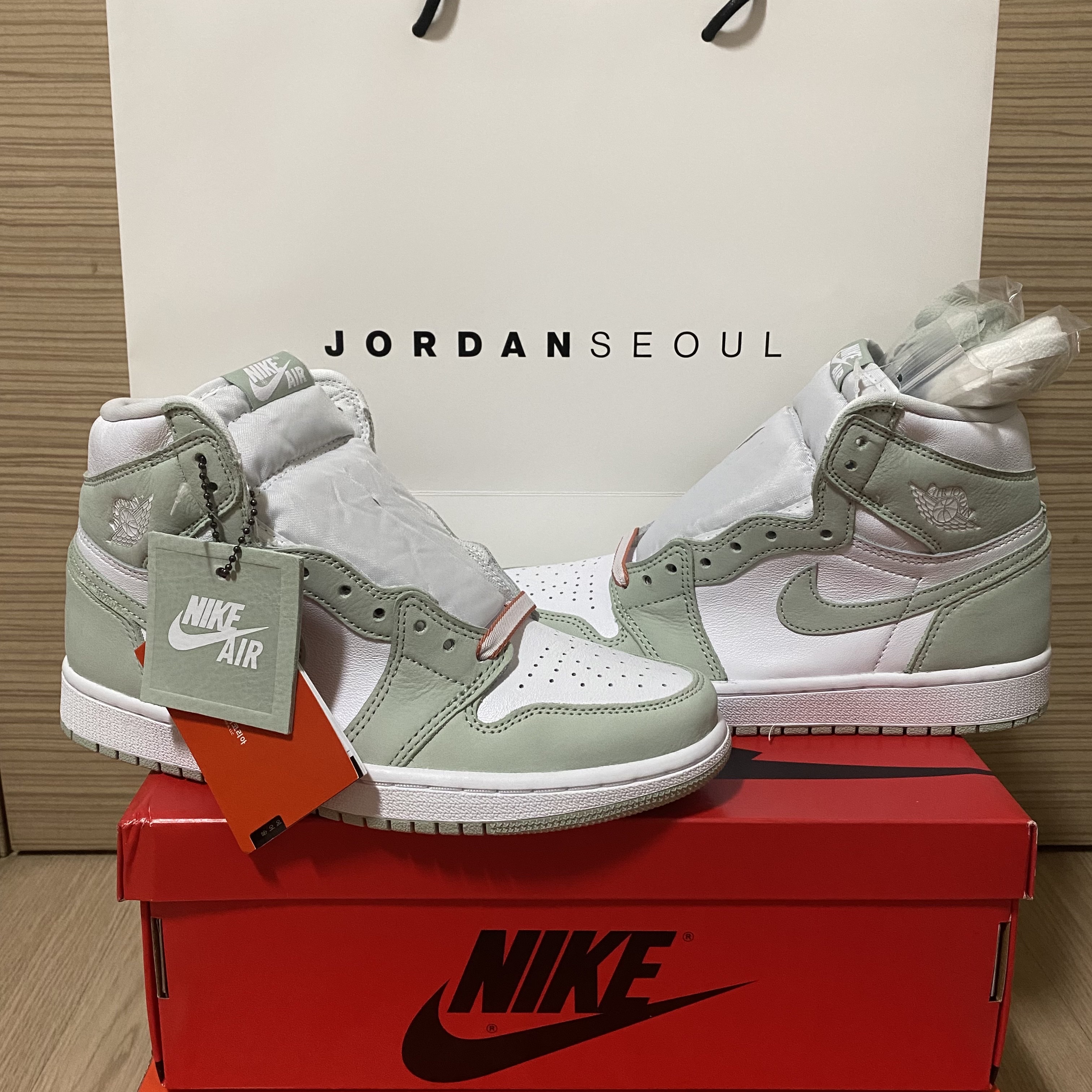 (W) Jordan 1 Retro High OG Seafoam 착용 스타일