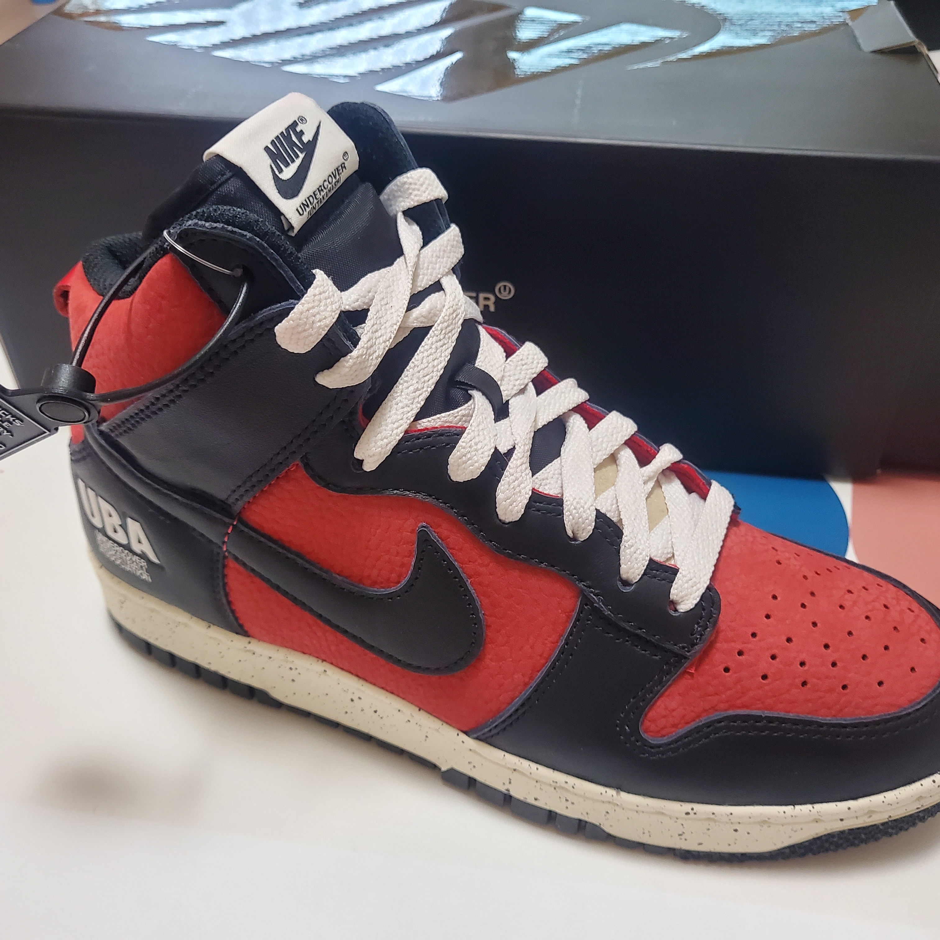 Nike x Undercover Dunk High 1985 Gym Red 착용 스타일 - 2