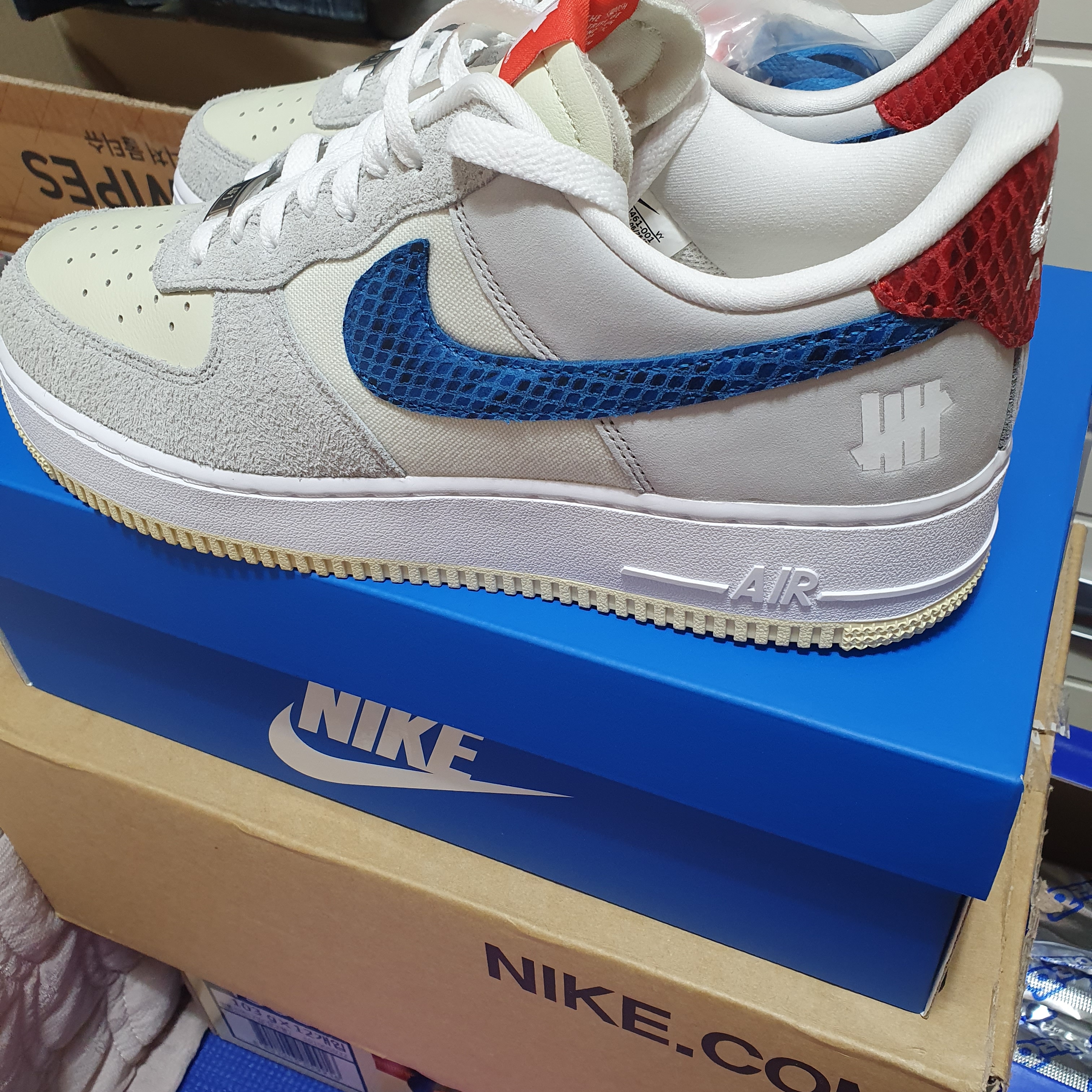 Nike x Undefeated Air Force 1 Low SP 5 On It 착용 스타일 - 1