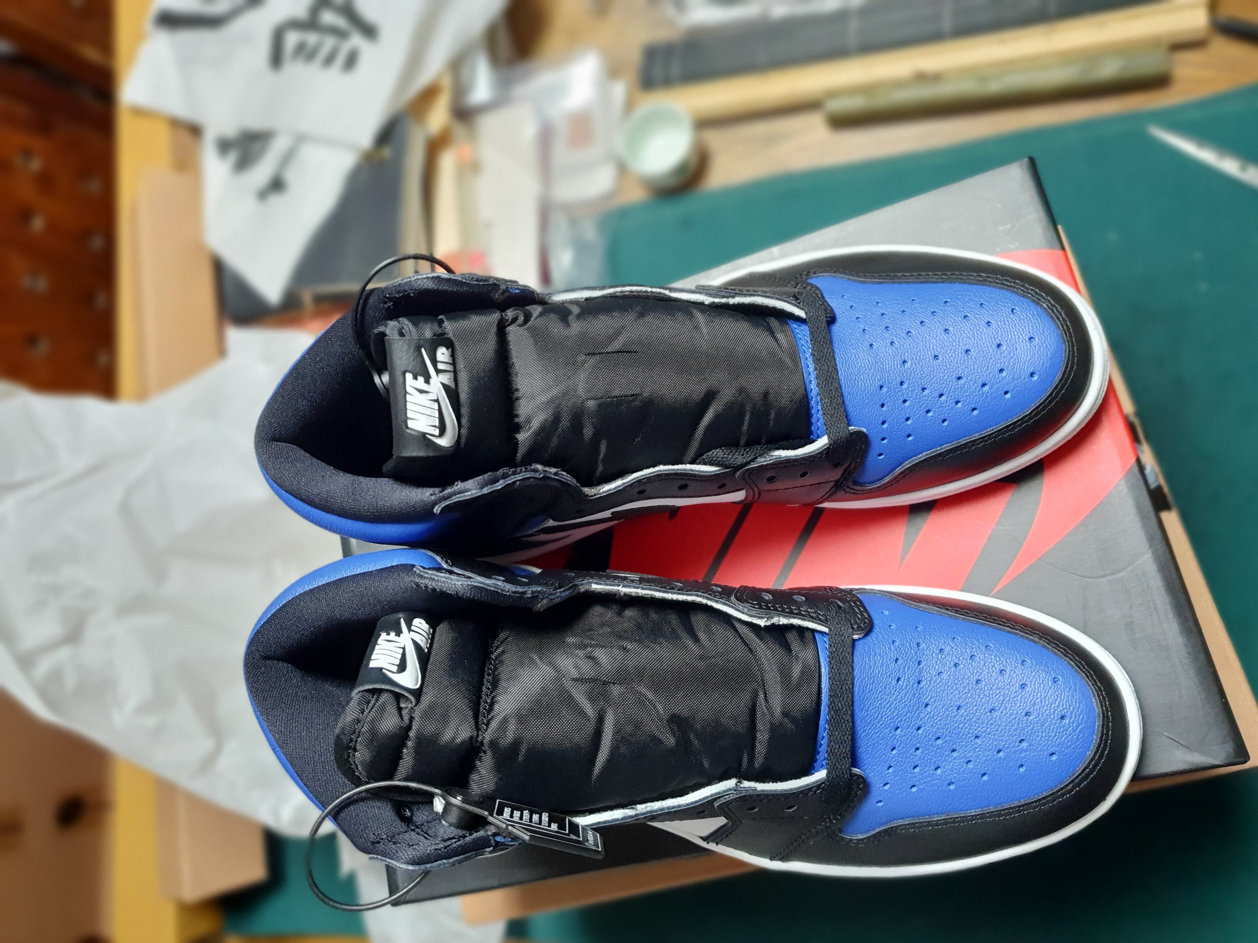Jordan 1 Retro High OG Royal Toe 착용 스타일 - 4
