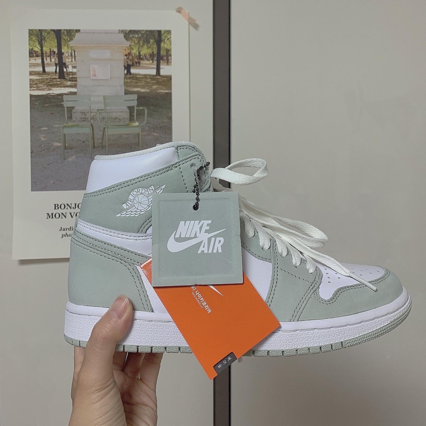 (W) Jordan 1 Retro High OG Seafoam 착용 스타일 - 2