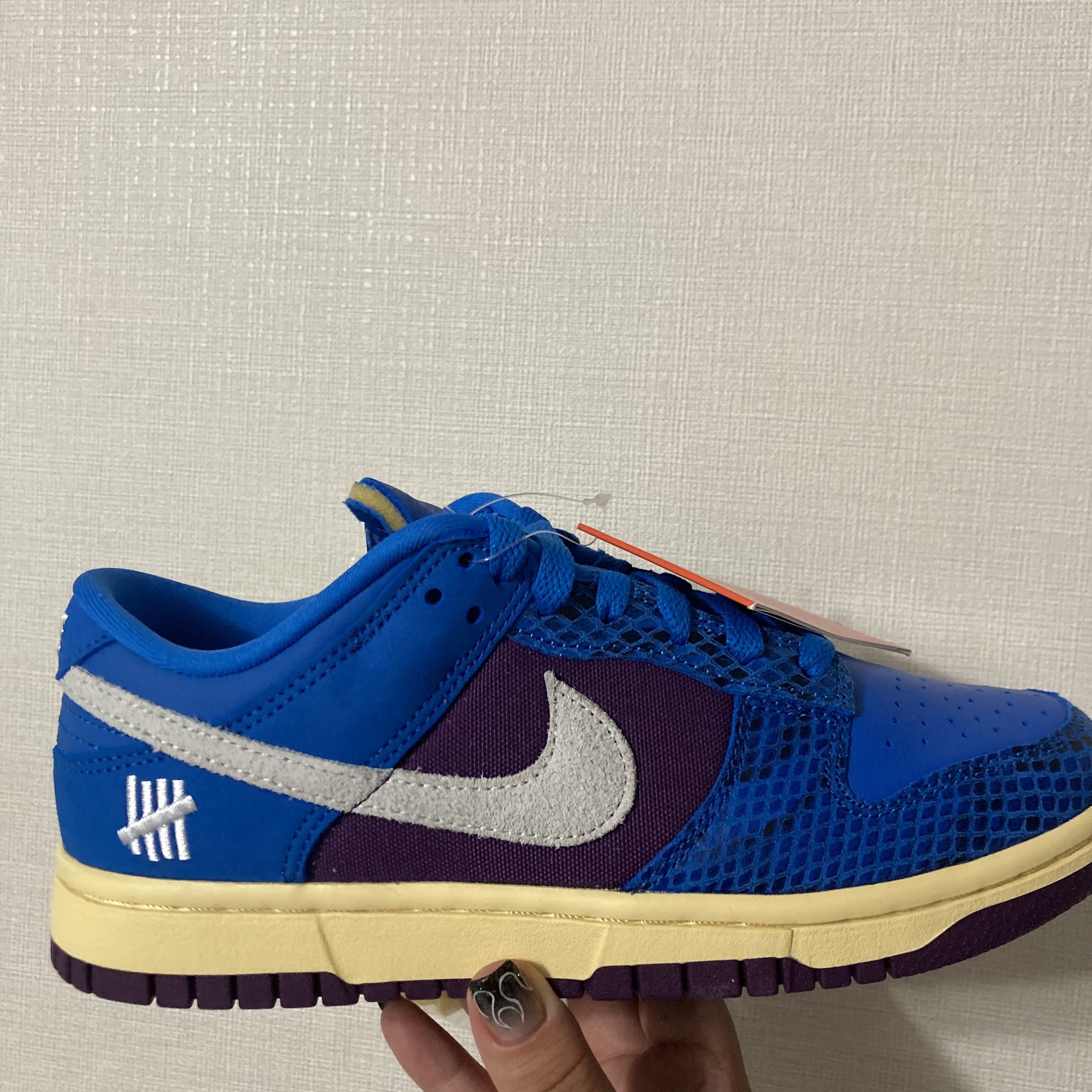 Nike x Undefeated Dunk Low SP 5 On It 착용 스타일 - 1