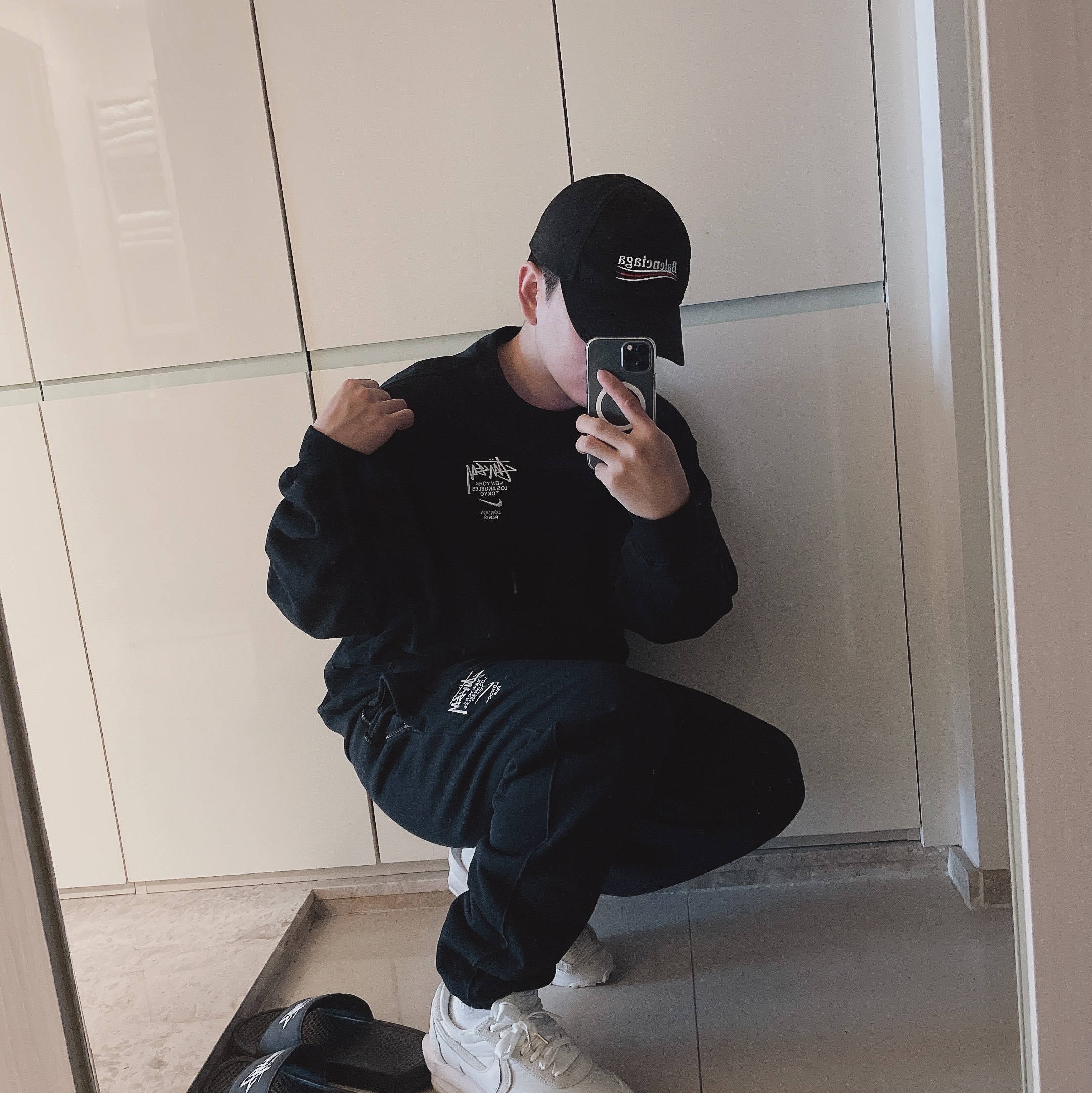 Nike x Sacai LDWaffle White Nylon, Nike x Stussy NRG ZR Fleece Pants Black - US/EU 착용 스타일