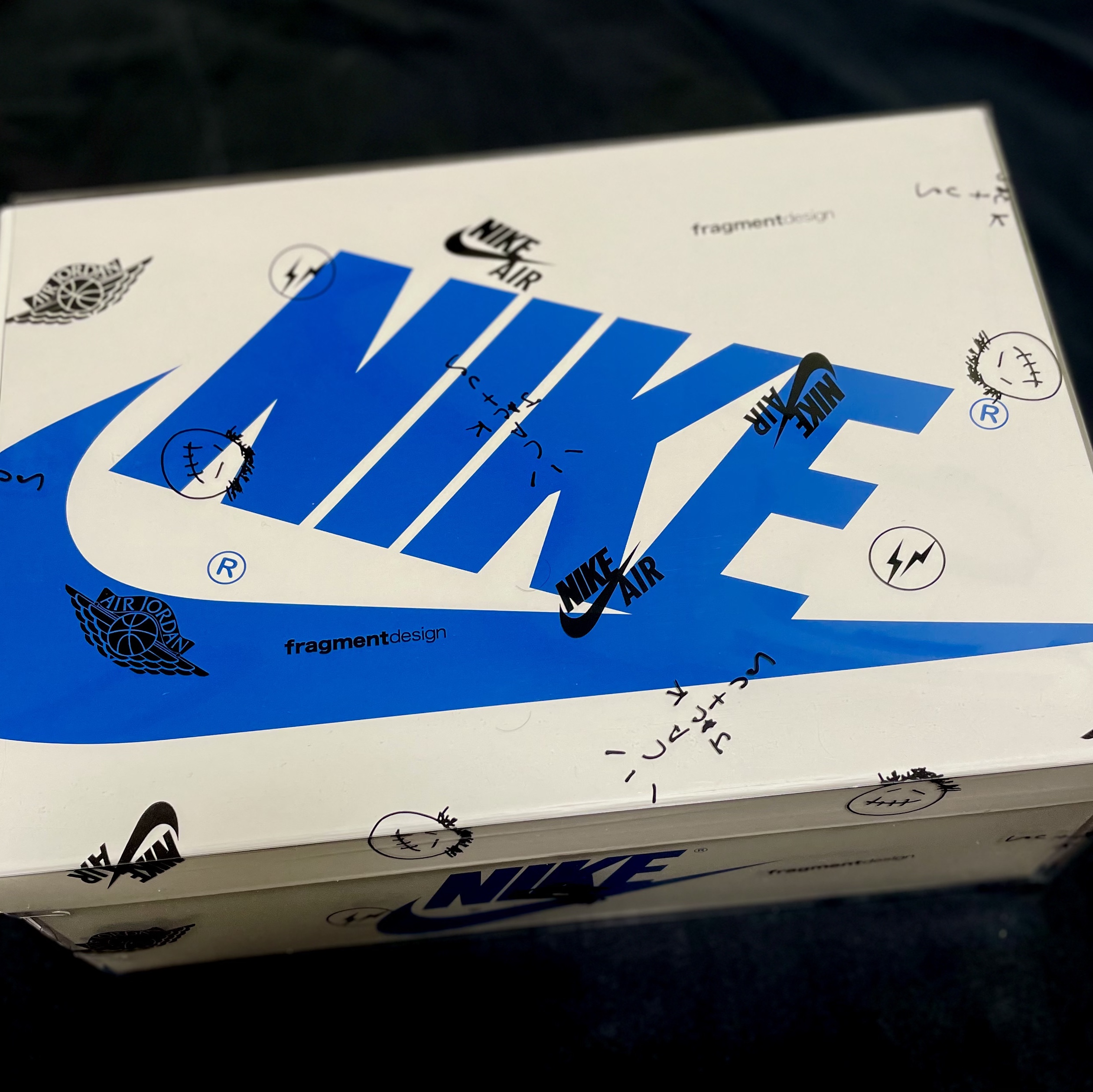 Jordan 1 x Travis Scott x Fragment Retro Low OG SP Military Blue 착용 스타일 - 2