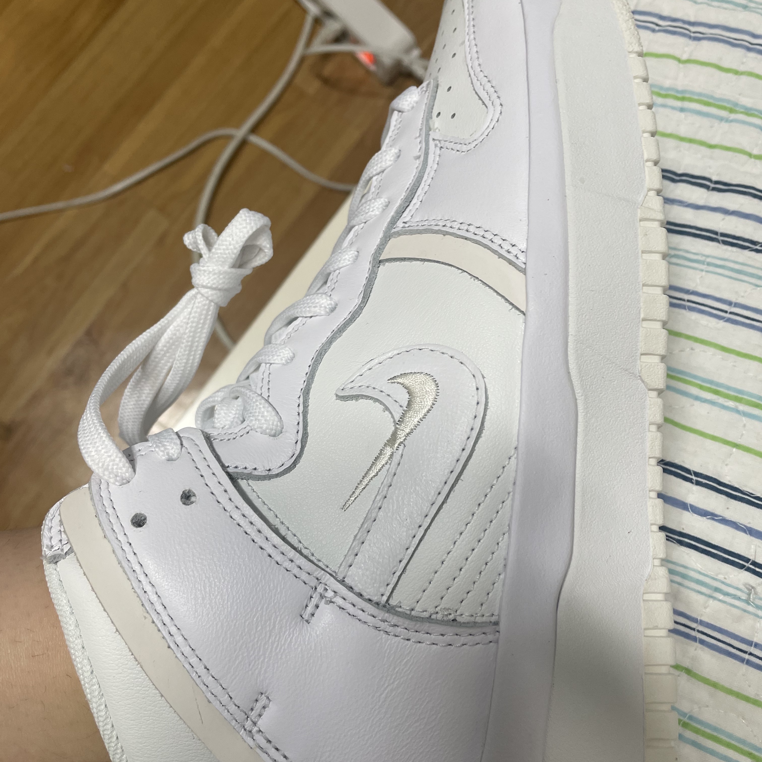 (W) Nike Dunk High Up Summit White 착용 스타일 - 3