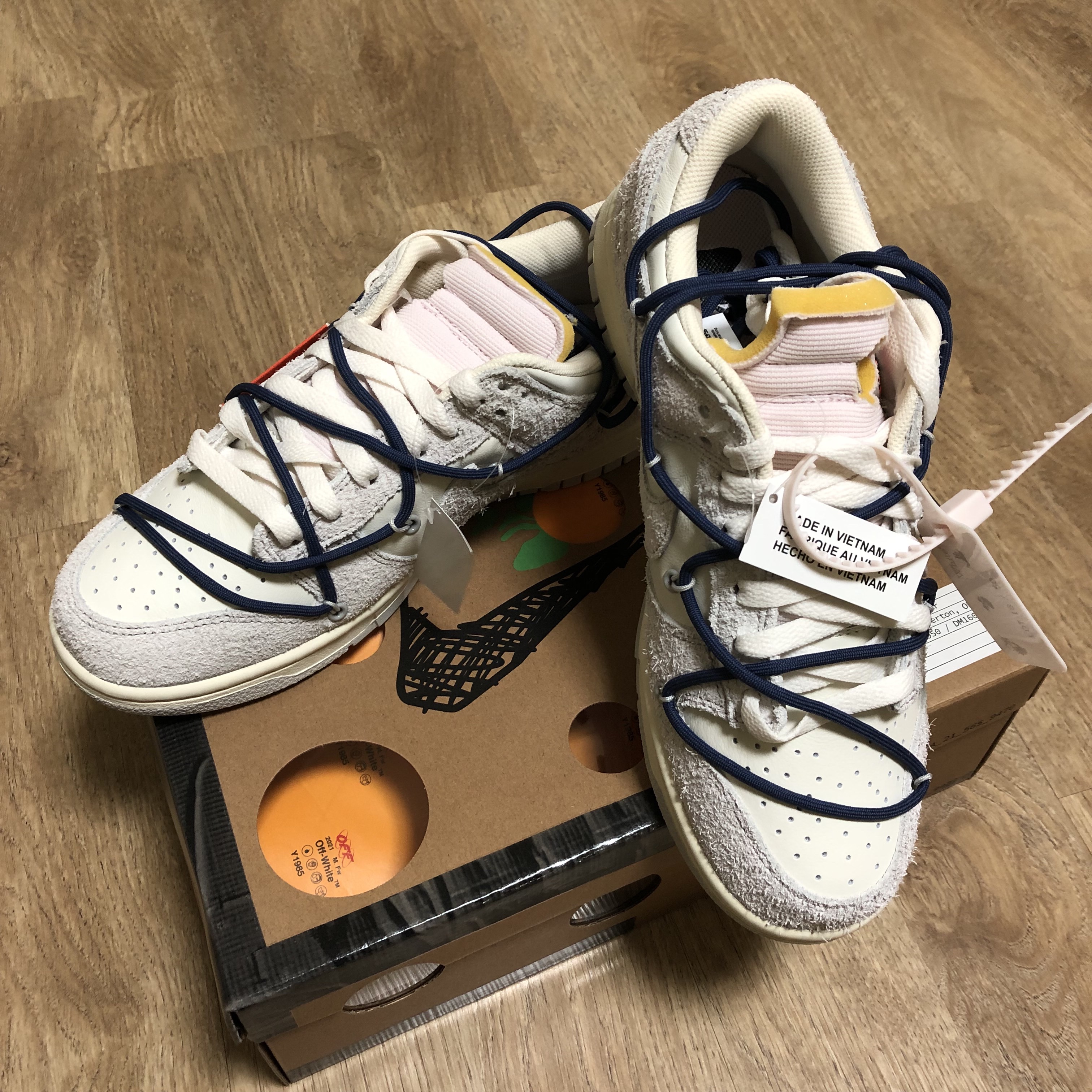 Nike x Off-White Dunk Low The 50 - Lot 18 착용 스타일 - 2