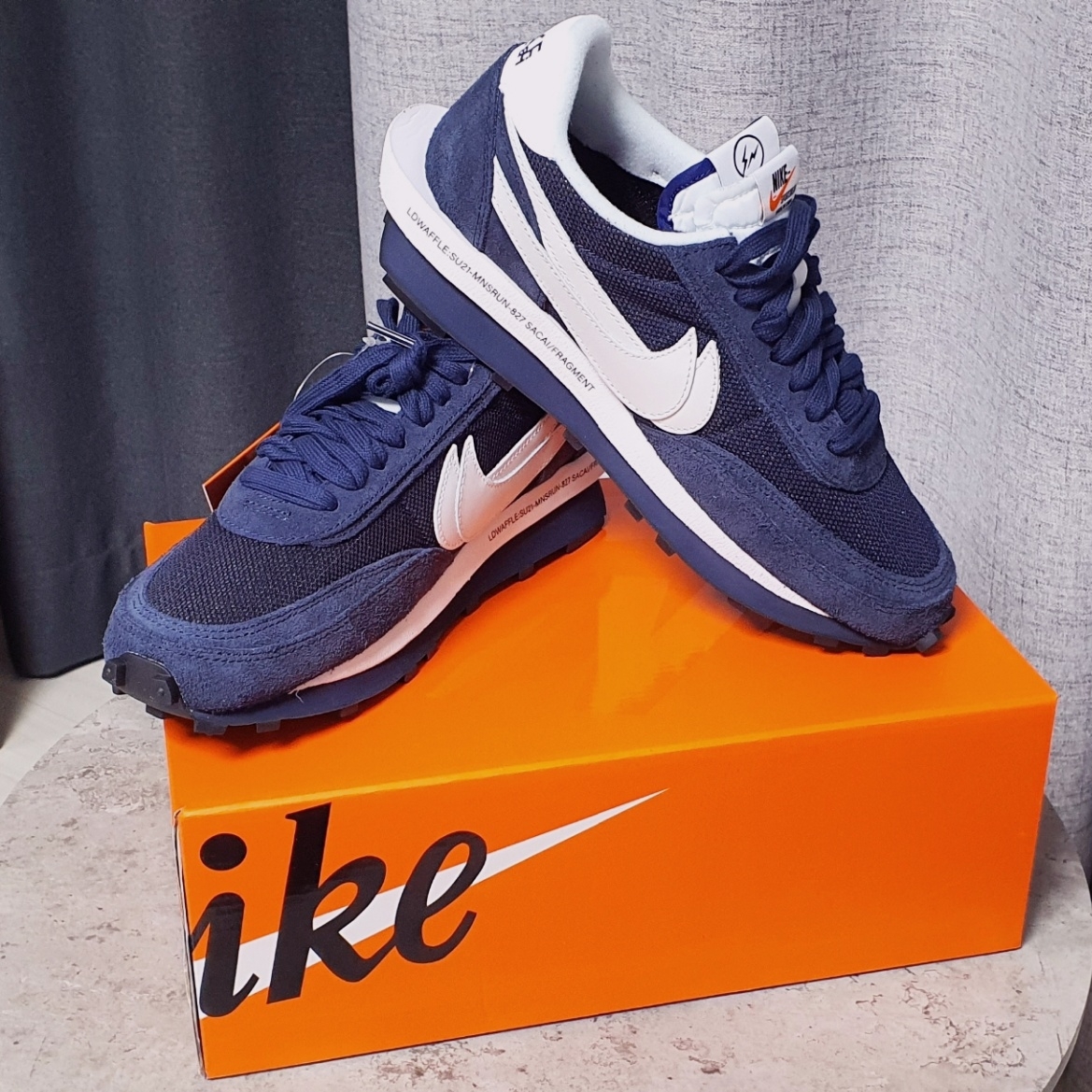 Nike x Sacai x Fragment LDWaffle Blackened Blue 착용 스타일 - 2