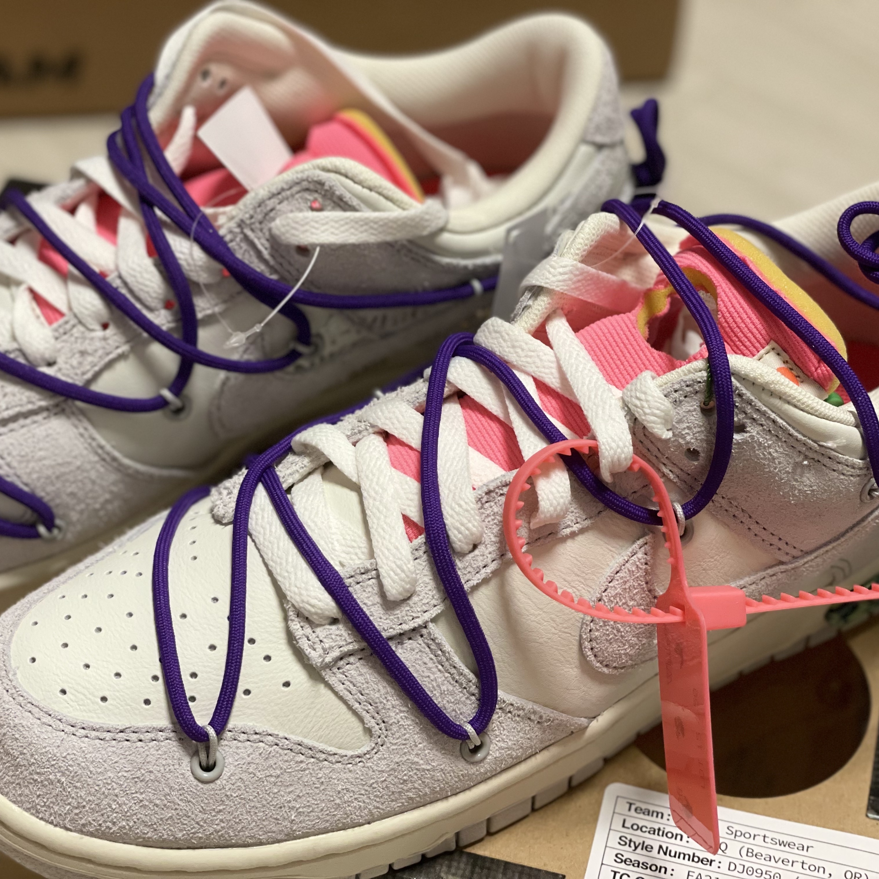 Nike x Off-White Dunk Low The 50 - Lot 15, Nike x Off-White Dunk Low The 50 - Lot 46 착용 스타일 - 1