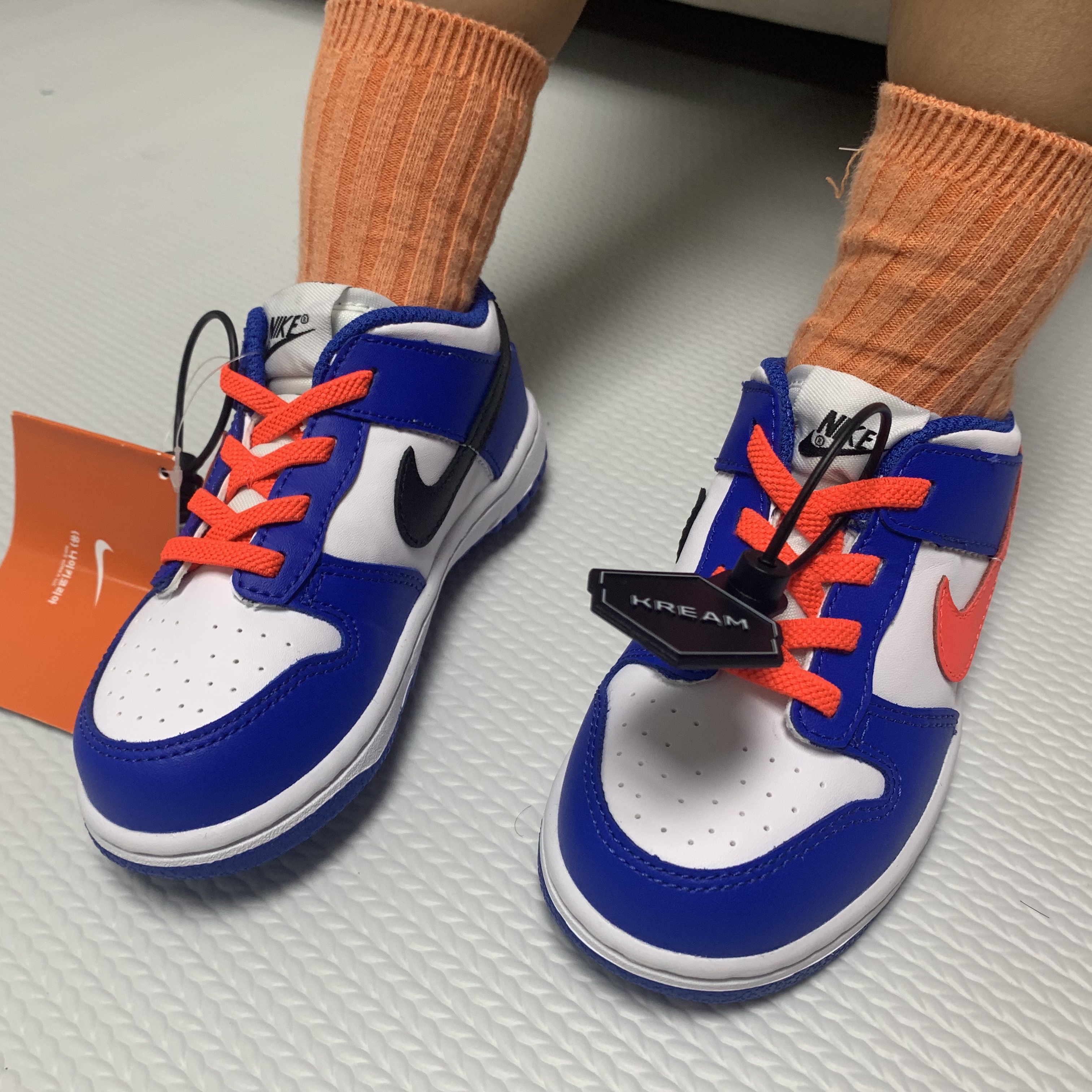 (TD) Nike Dunk Low Bright Crimson Game Royal 착용 스타일 - 5
