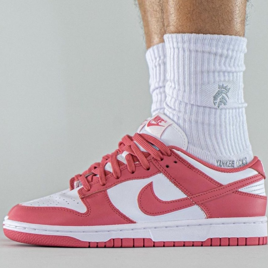 (W) Nike Dunk Low Archeo Pink 착용 스타일 - 3