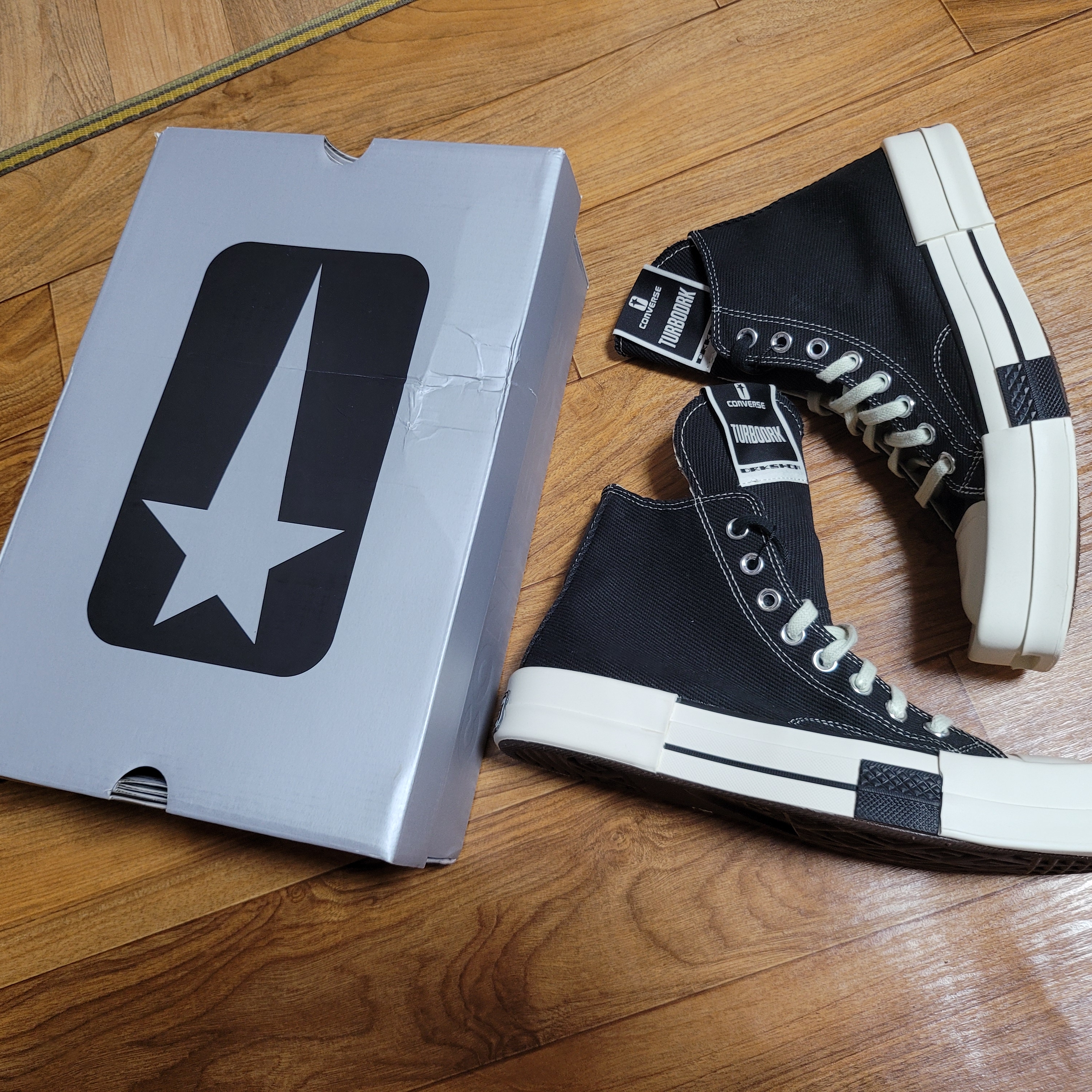 Converse x Drkshdw Turbodrk Chuck 70 Hi Black 착용 스타일
