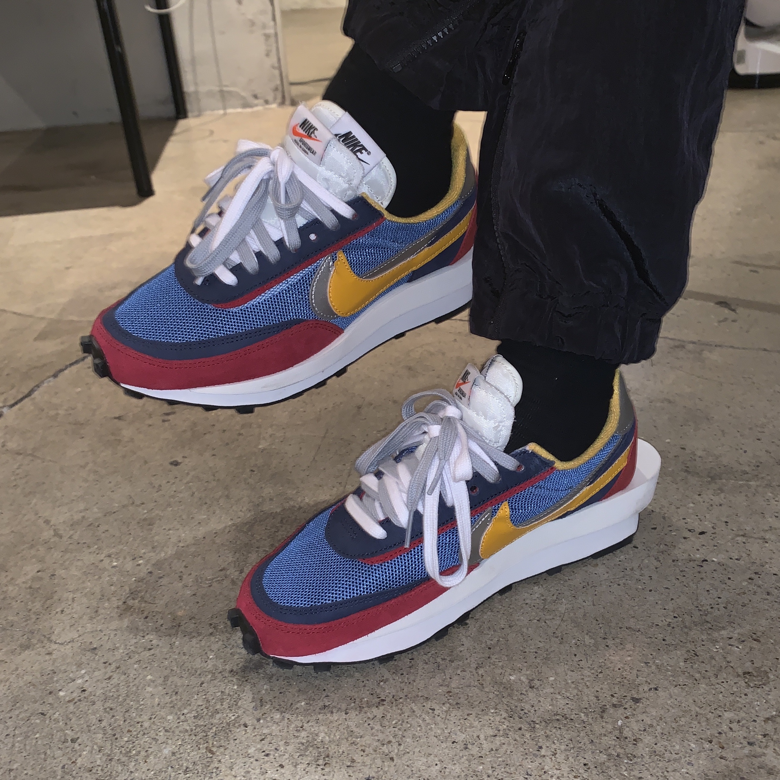 Nike x Sacai LDWaffle Blue Multi 착용 스타일