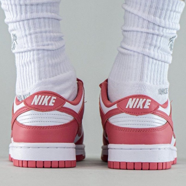 (W) Nike Dunk Low Archeo Pink 착용 스타일 - 5