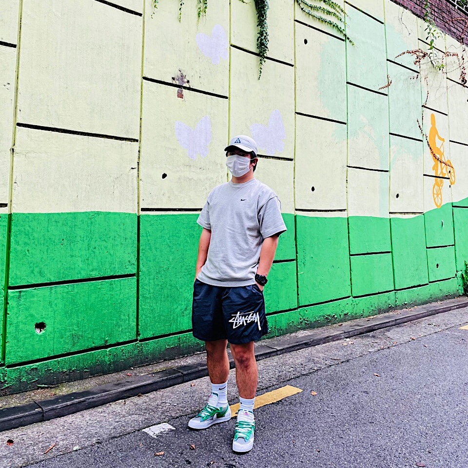 Nike x Sacai Blazer Low Classic Green, Nike x Stussy Water Shorts Off Noir 착용 스타일