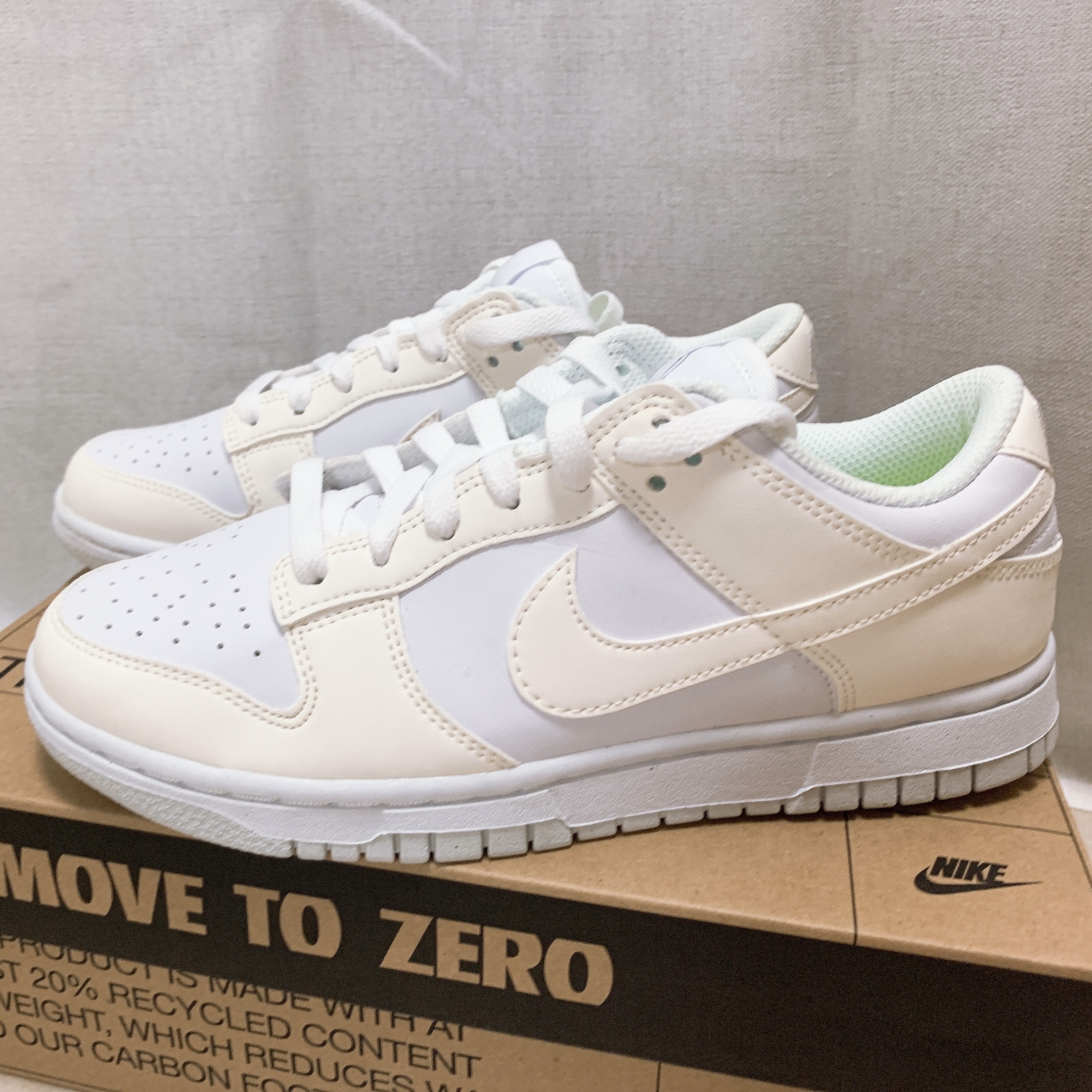 (W) Nike Dunk Low Next Nature Sail 착용 스타일 - 1
