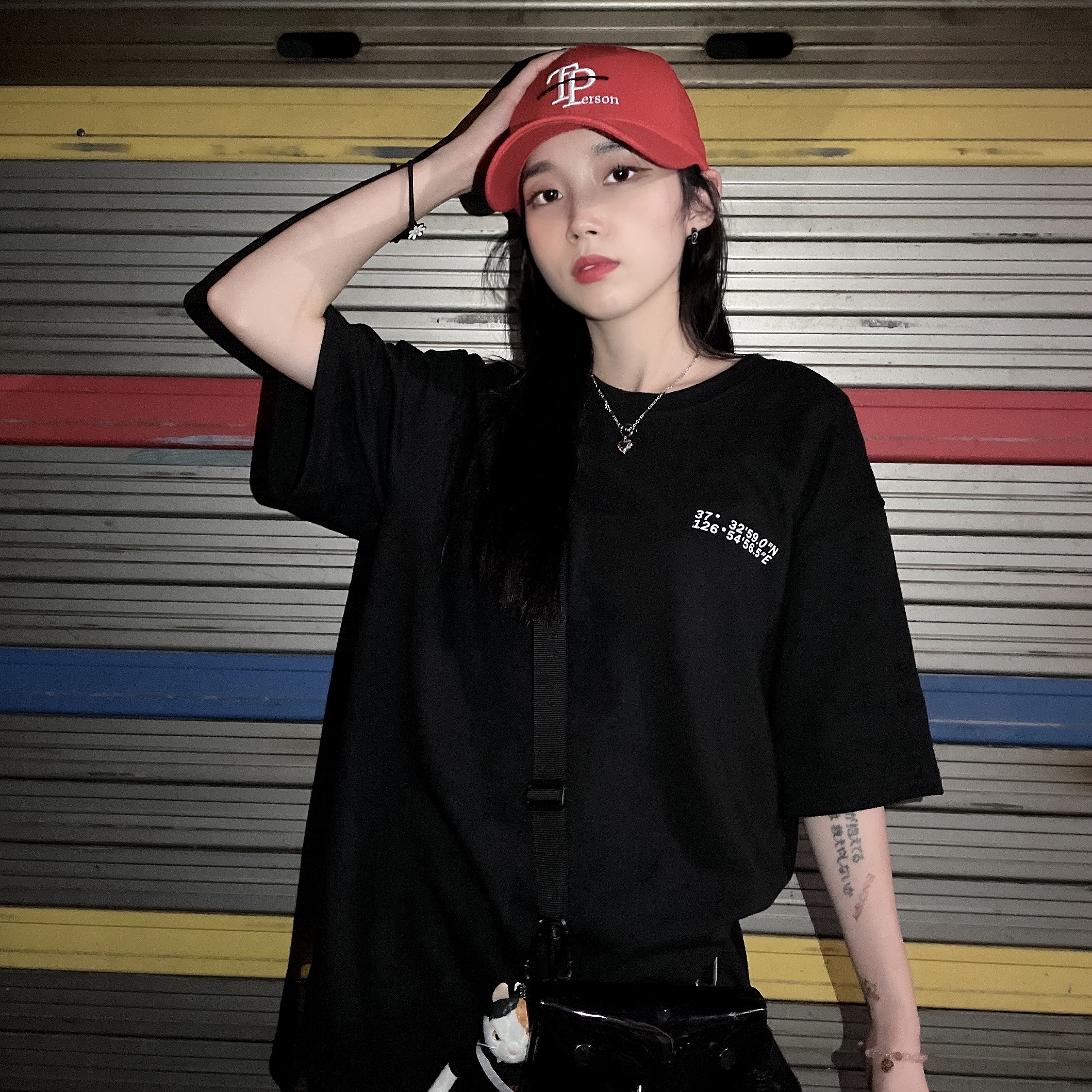 (GS) Jordan 1 Mid Gym Red Black White 착용 스타일 - 3