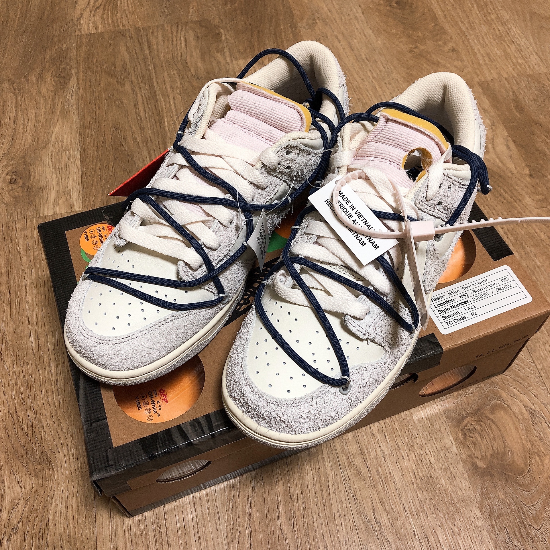 Nike x Off-White Dunk Low The 50 - Lot 18 착용 스타일 - 1