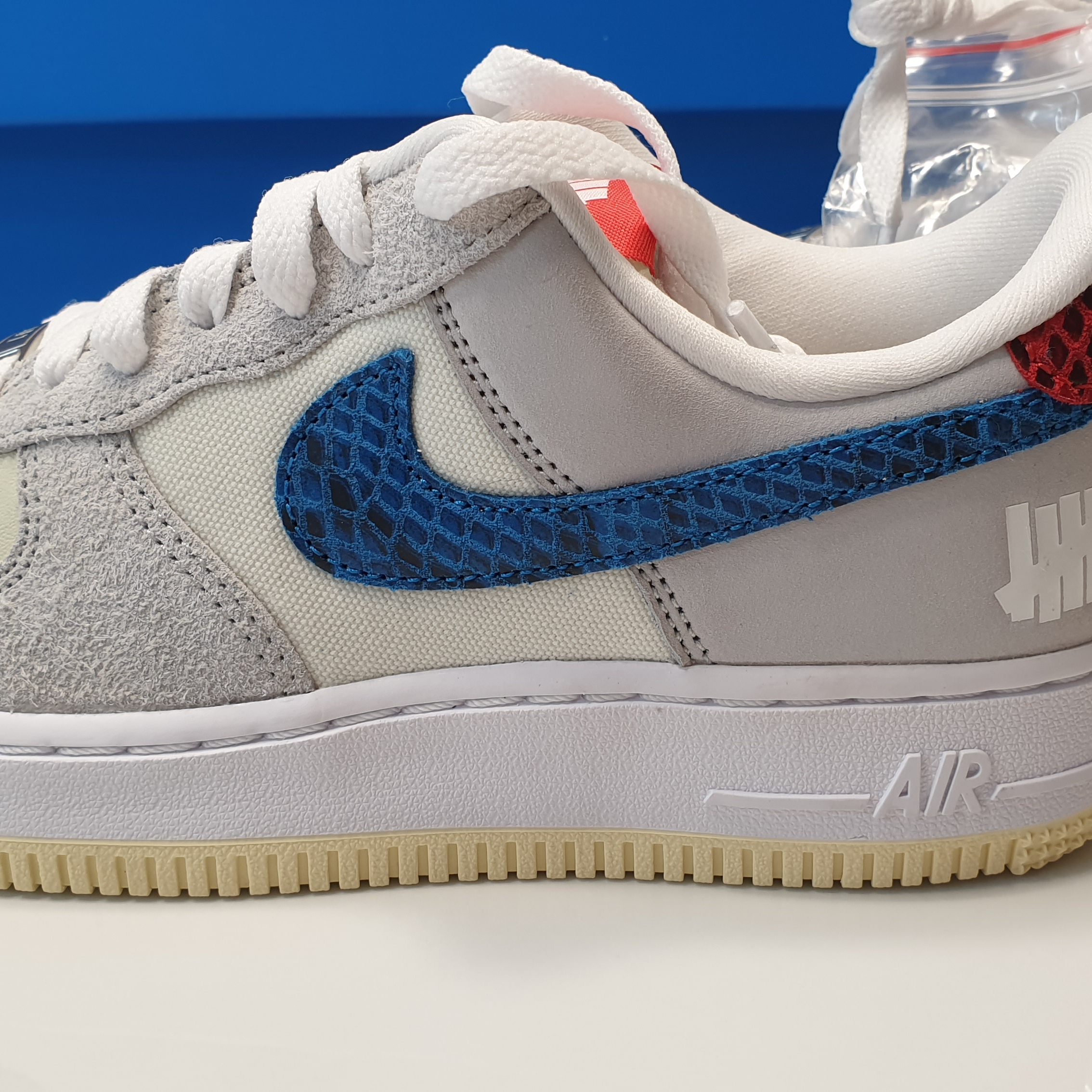 Nike x Undefeated Air Force 1 Low SP 5 On It 착용 스타일 - 2
