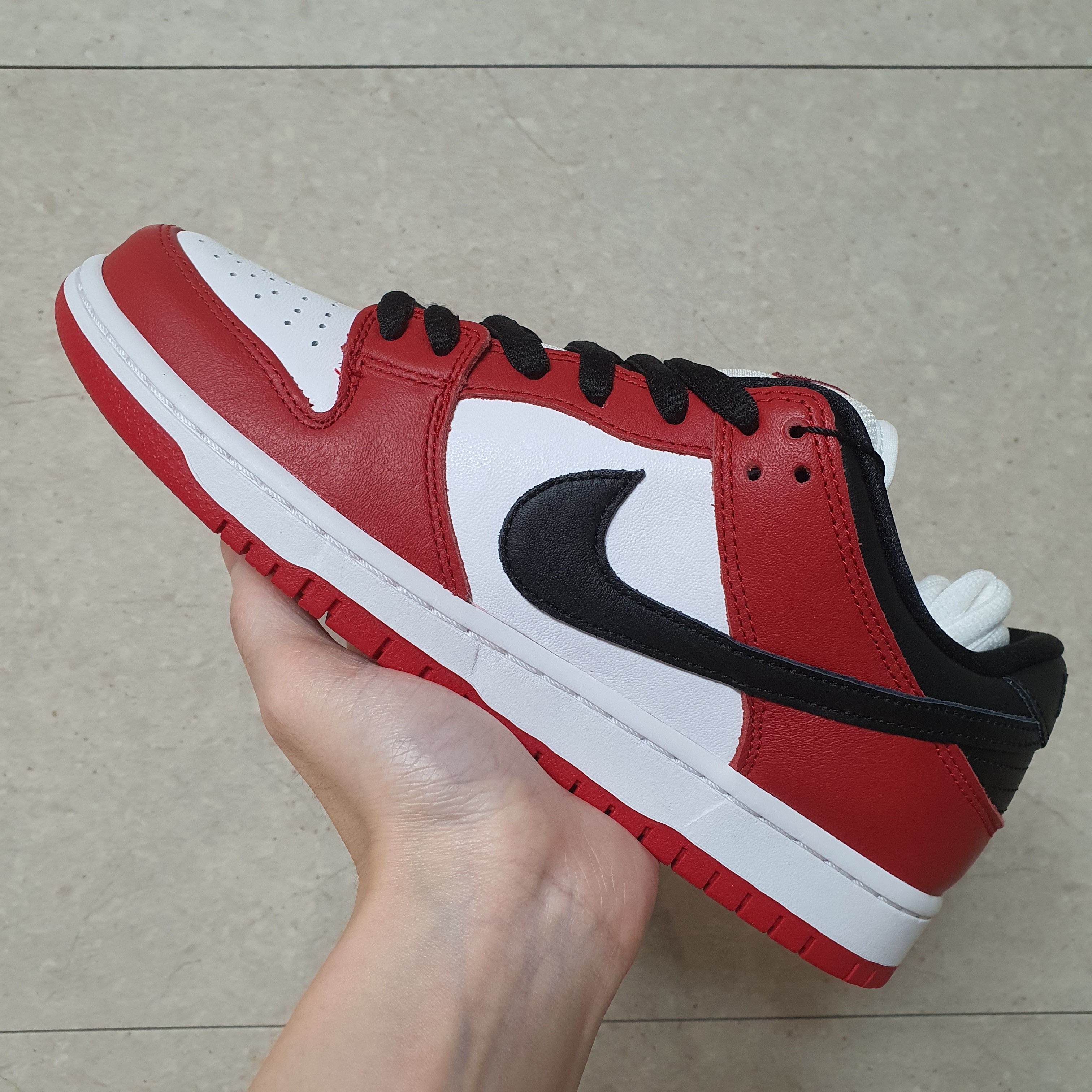 Nike SB Dunk Low Pro Chicago 착용 스타일