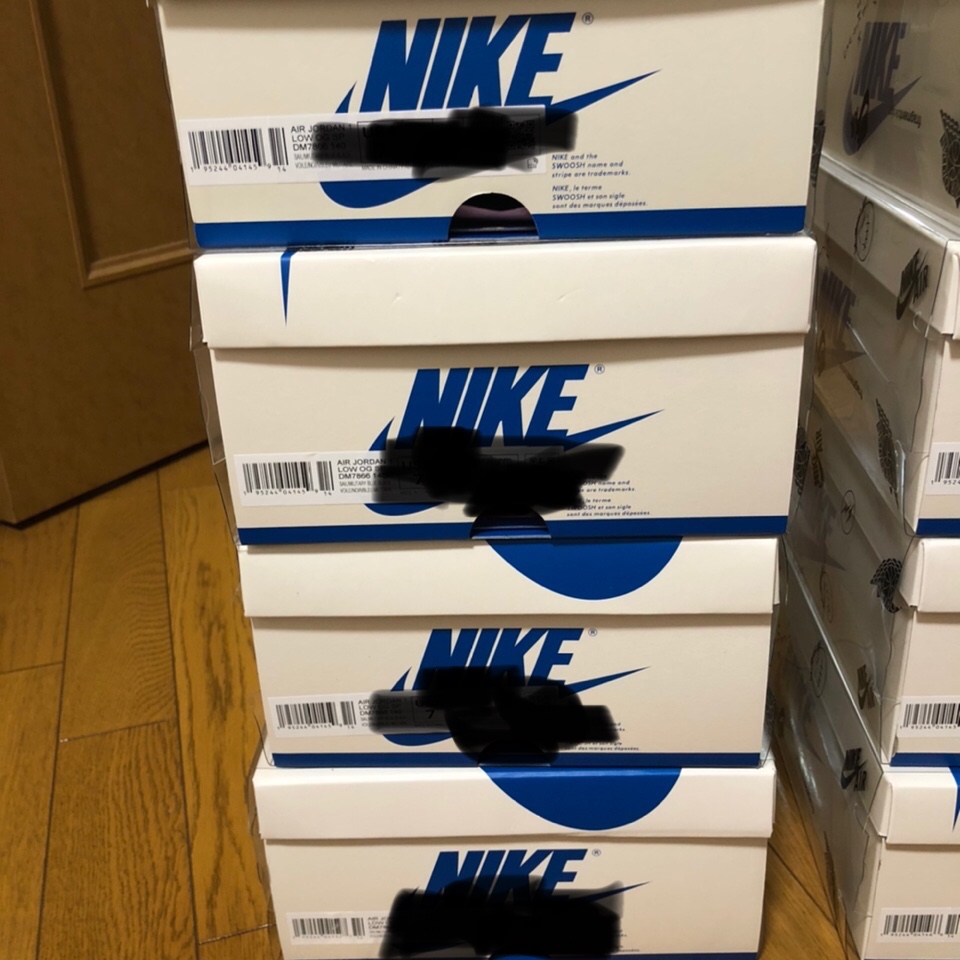 Jordan 1 x Travis Scott x Fragment Retro Low OG SP Military Blue 착용 스타일 - 1