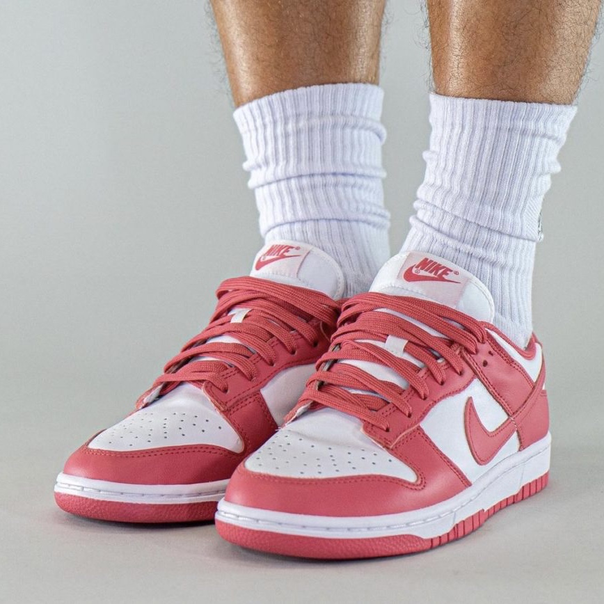 (W) Nike Dunk Low Archeo Pink 착용 스타일 - 2