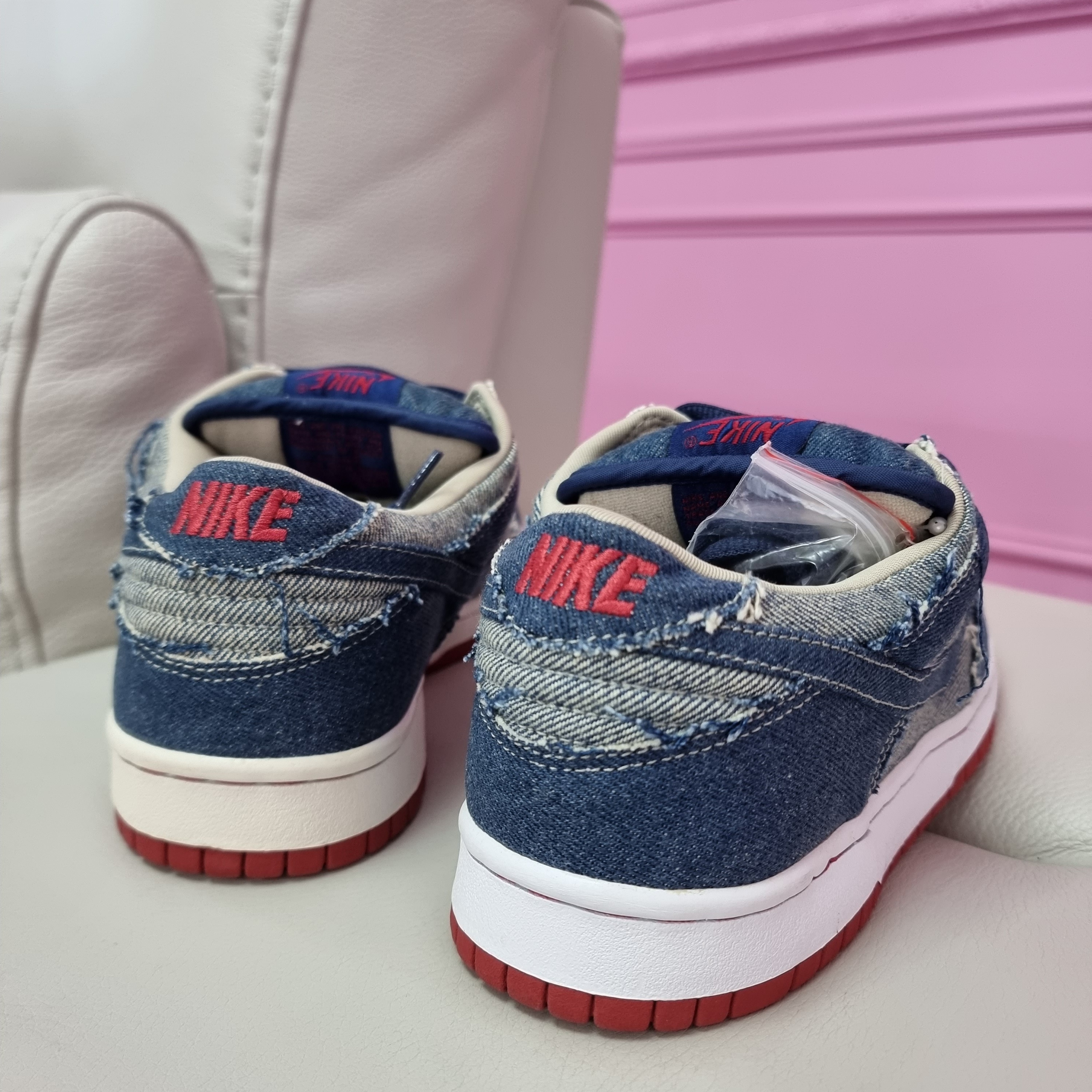 Nike SB Dunk Low Pro Reese Forbes Denim 착용 스타일 - 3