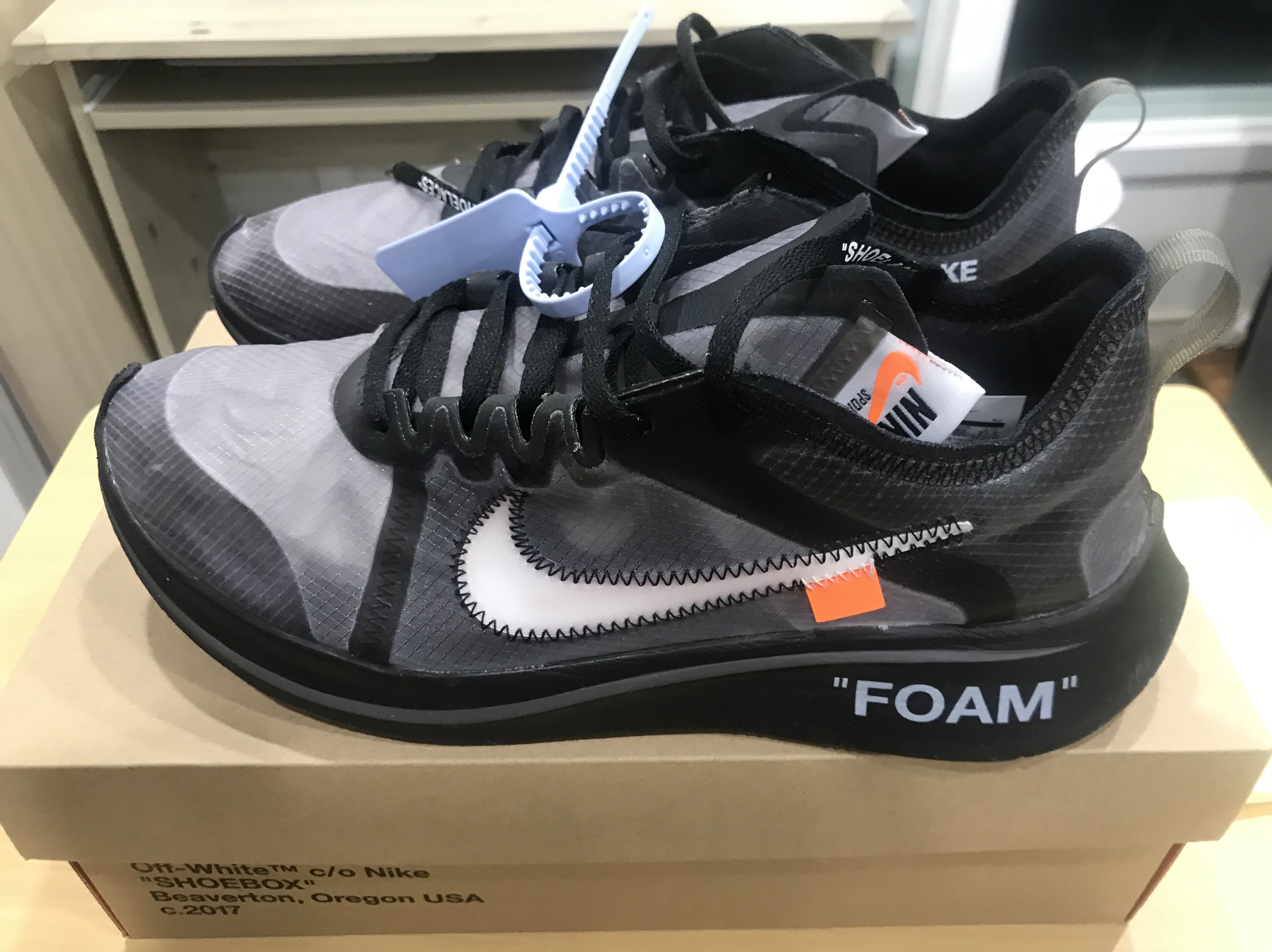 Nike x Off-White Zoom Fly SP Black 착용 스타일