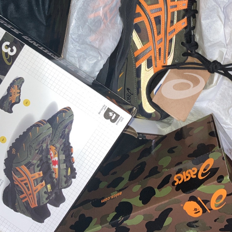 Asics x BAPE Gel-1090 Tiger Camo 착용 스타일