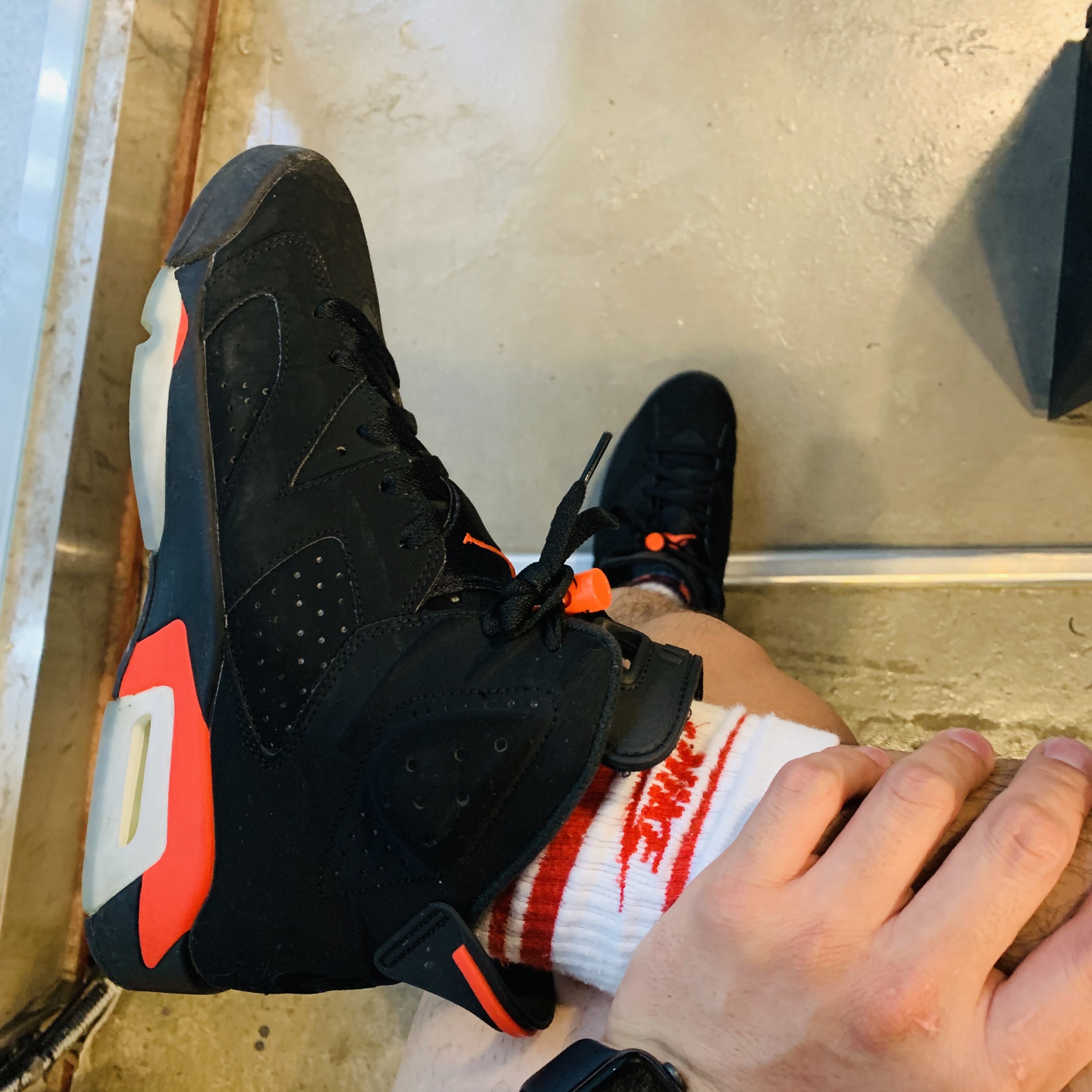 Jordan 6 Retro Infrared 2019 착용 스타일